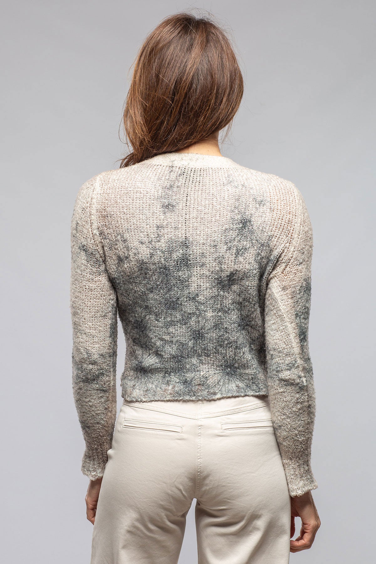Avant Toi Daisy Cropped Cardigan In Husky Ladies - Sweaters