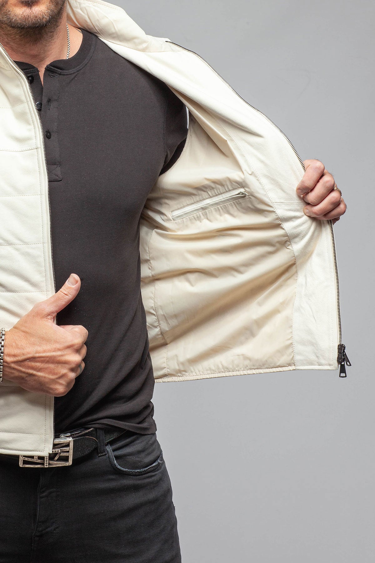 Axel's Florence Collection Cassidy Suede Vest In Panna Mens - Outerwear - Leather