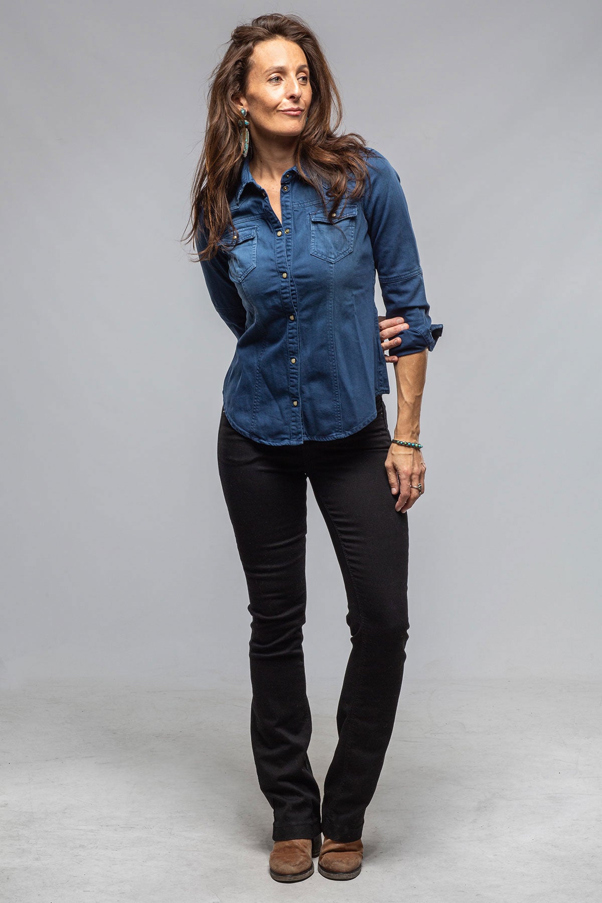 Axel's Premium Denim Sweetwater Denim Snap Shirt In Indaco Ladies - Snap Shirts