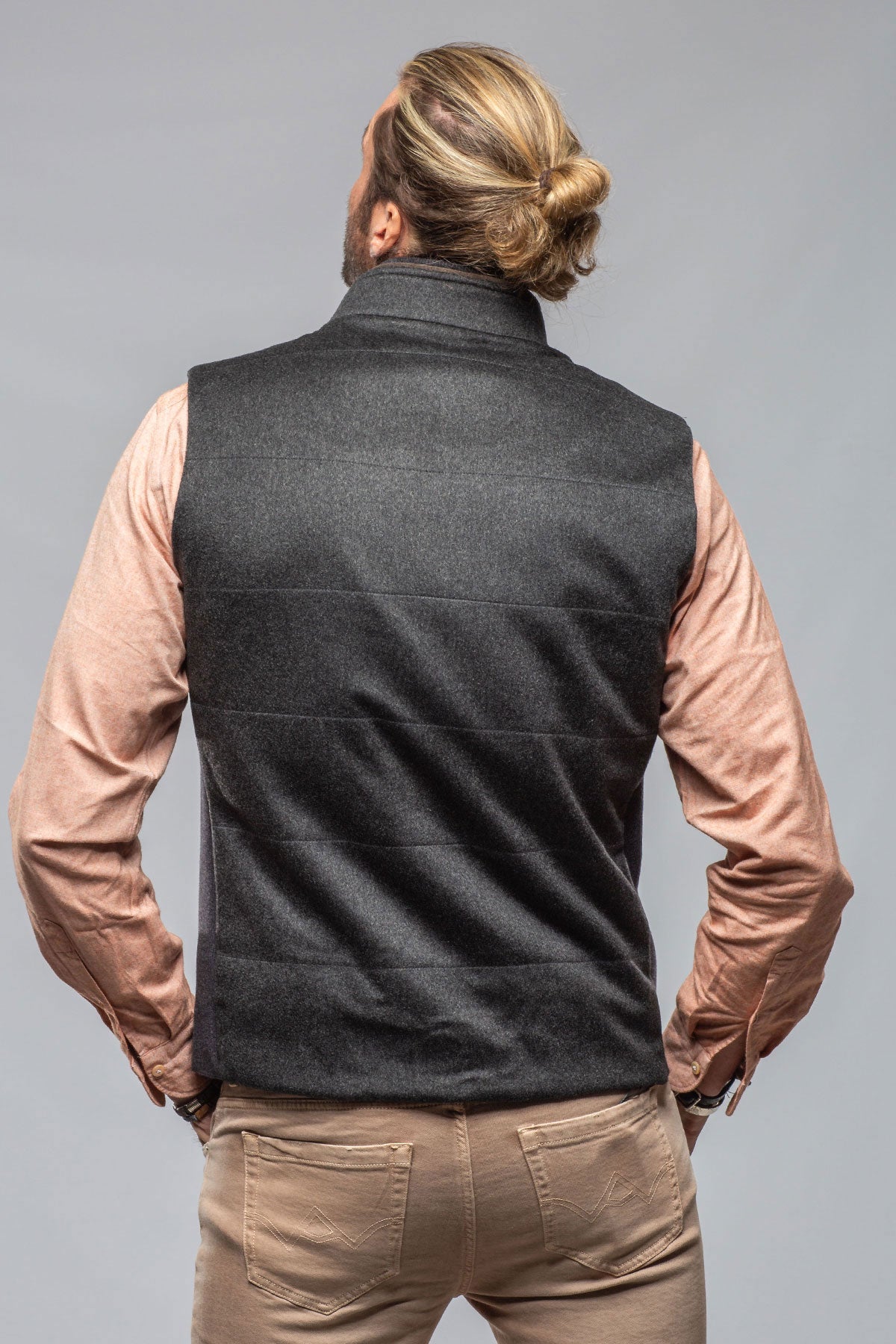 Axels-BDSR Alba Cashmere Vest in Charcoal Mens - Outerwear - Cloth