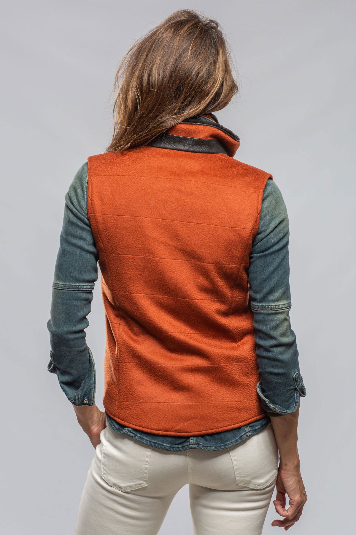 Axels Diana Vest In Rust Ladies - Outerwear - Cloth