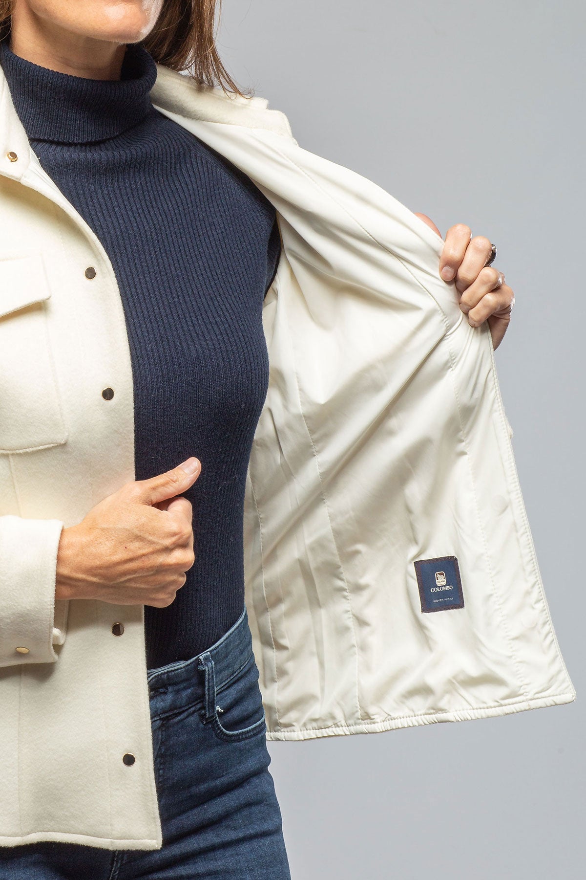 Axels Eloise Virgin Wool Shirt Jacket In White Ladies - Outerwear - Cloth