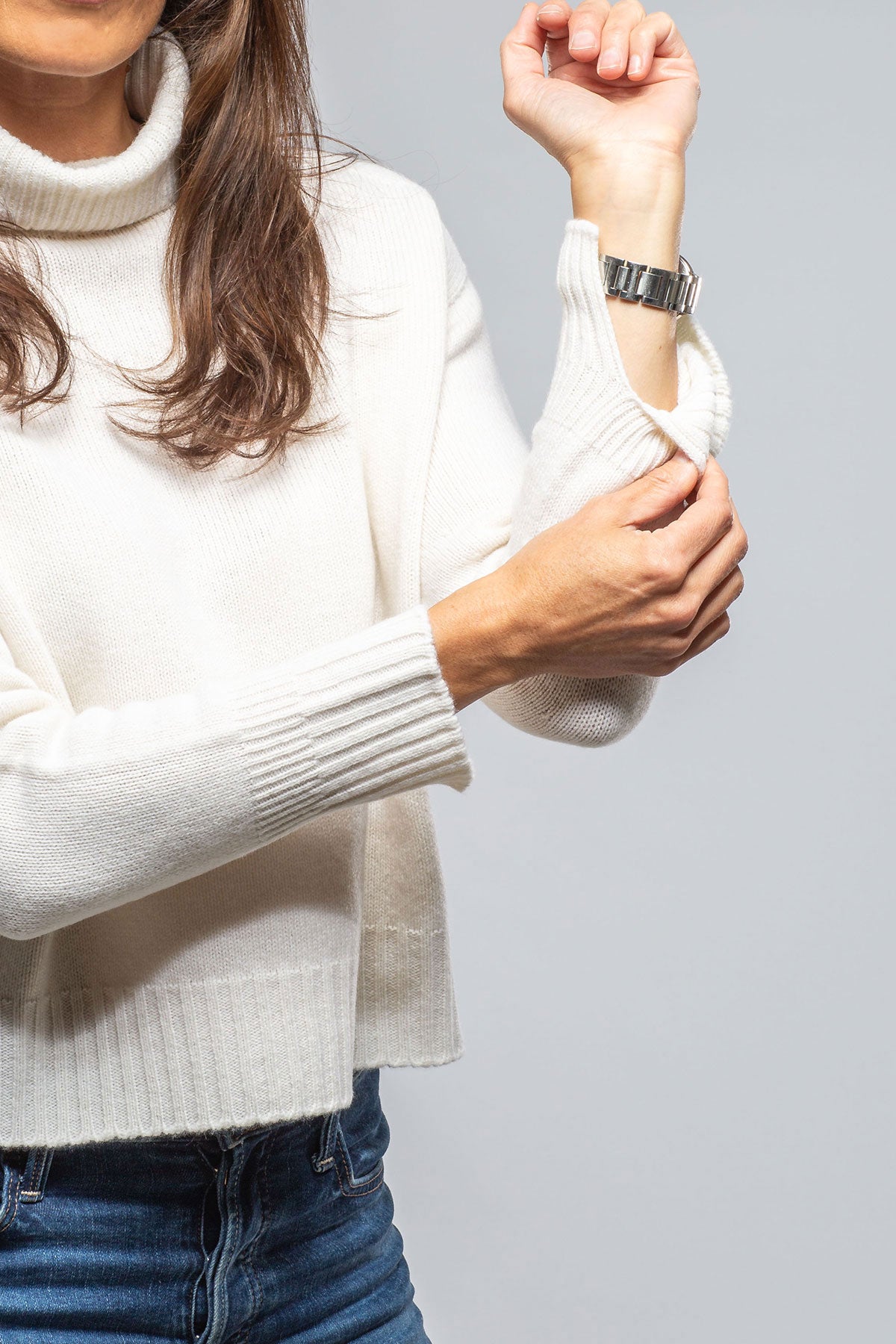 Axels Favi Turtleneck Sweater In Burro Ladies - Sweaters