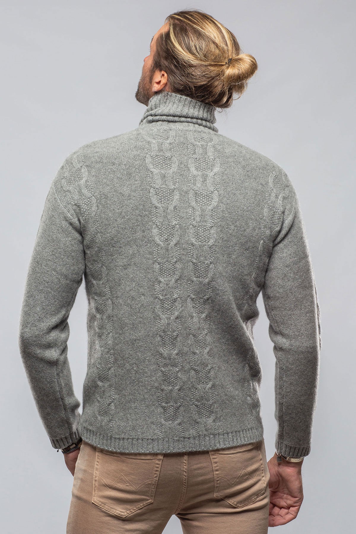 Thomas Cashmere Cable Sweater In Grey