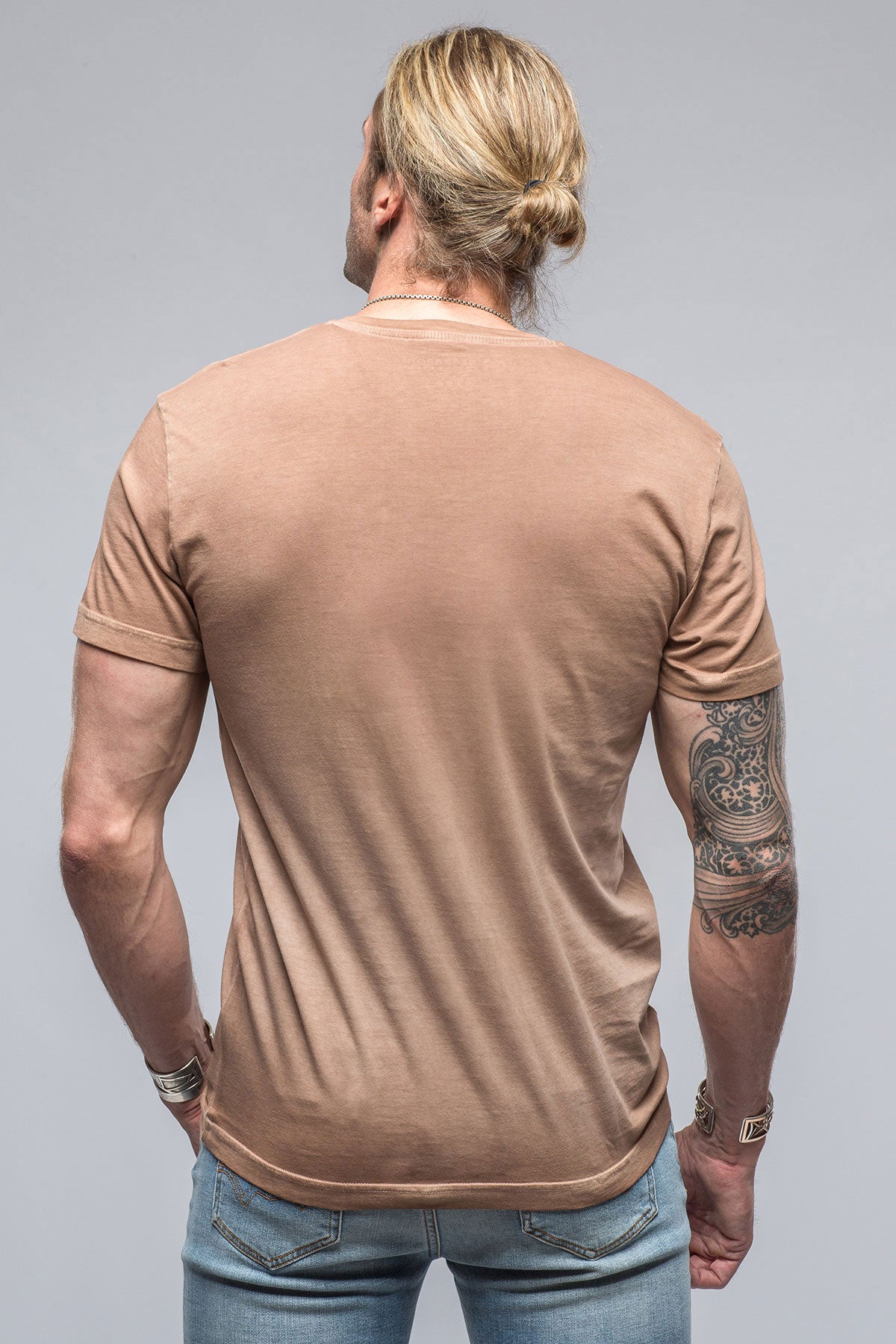 Georg Roth Siena Cotton V Neck In Coffee Mens - Shirts - T-Shirts