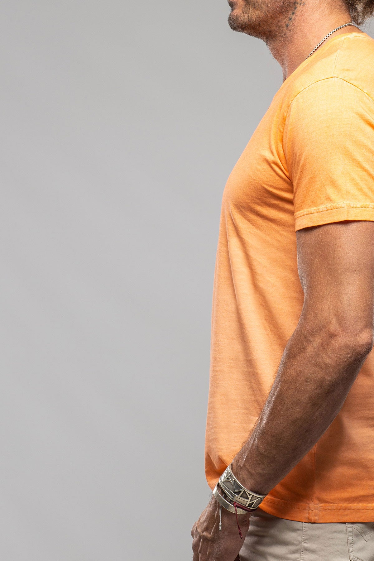 Georg Roth Siena Cotton V Neck In Orange Mens - Shirts - T-Shirts