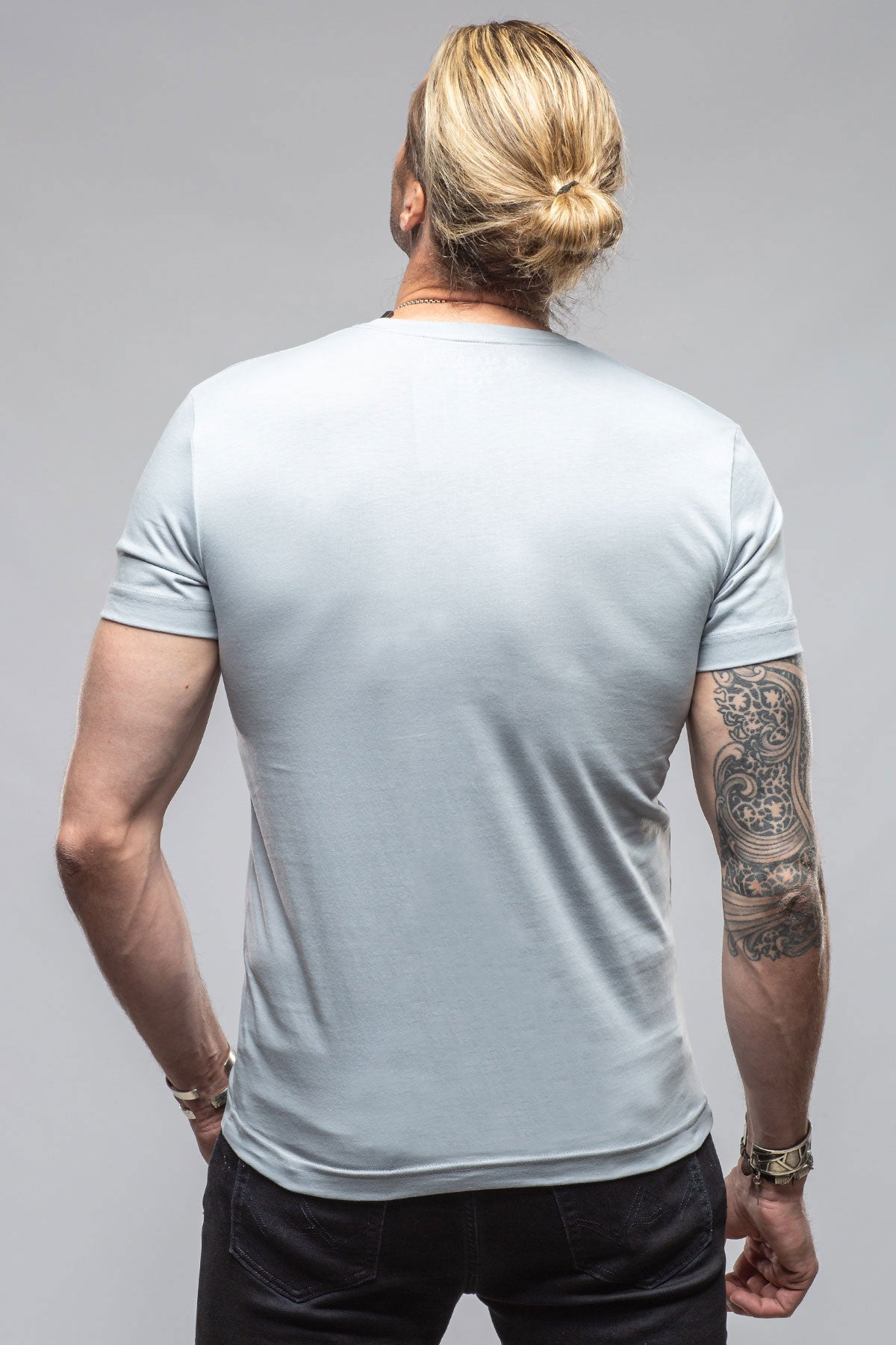 Georg Roth Siena Cotton V Neck In Pearl Grey Mens - Shirts - T-Shirts
