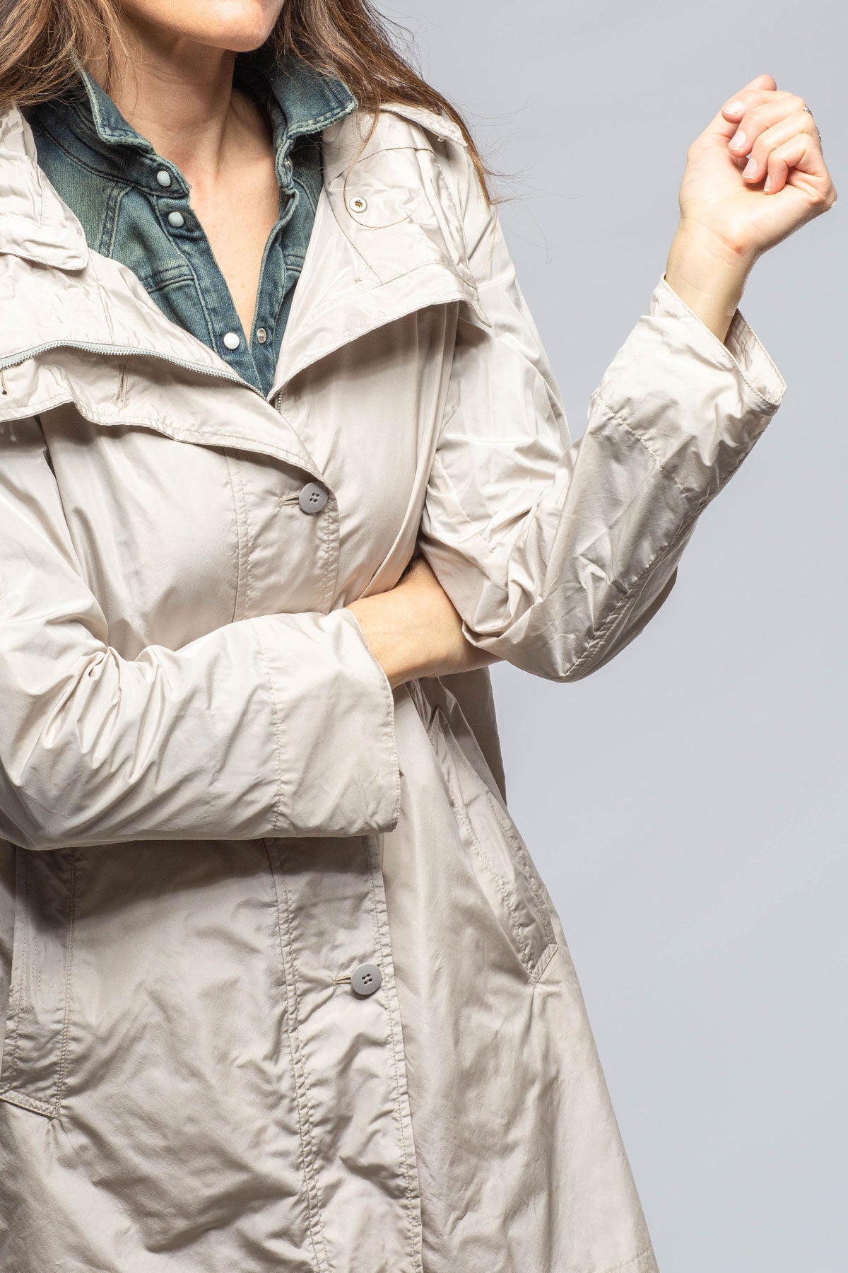 Gimo's Monica Windbreaker Warehouse - Ladies - Outerwear - Lightweight