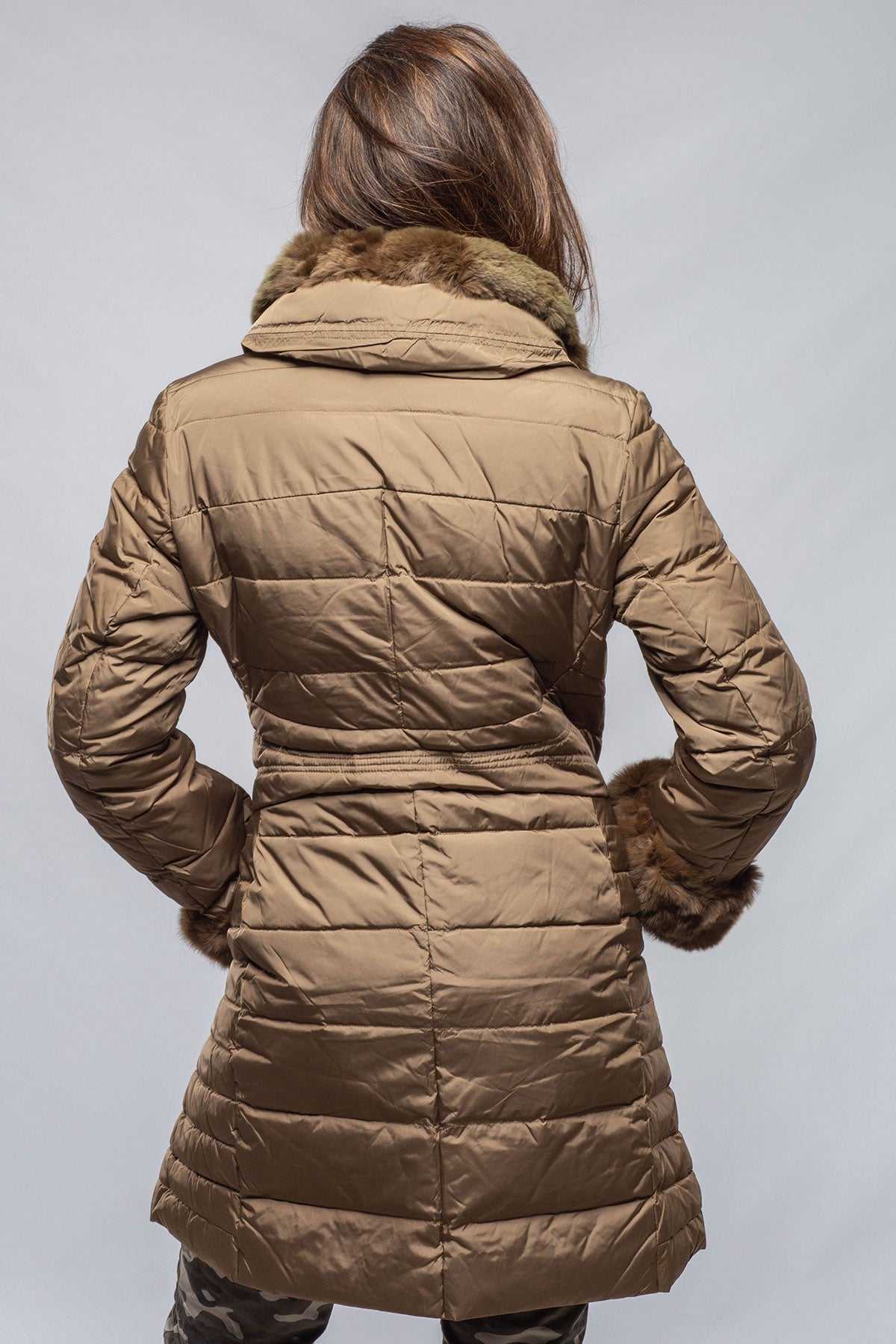 Gimo's Vicki Goose Down Puffer Jacket in Tan Warehouse - Ladies - Outerwear - Cloth