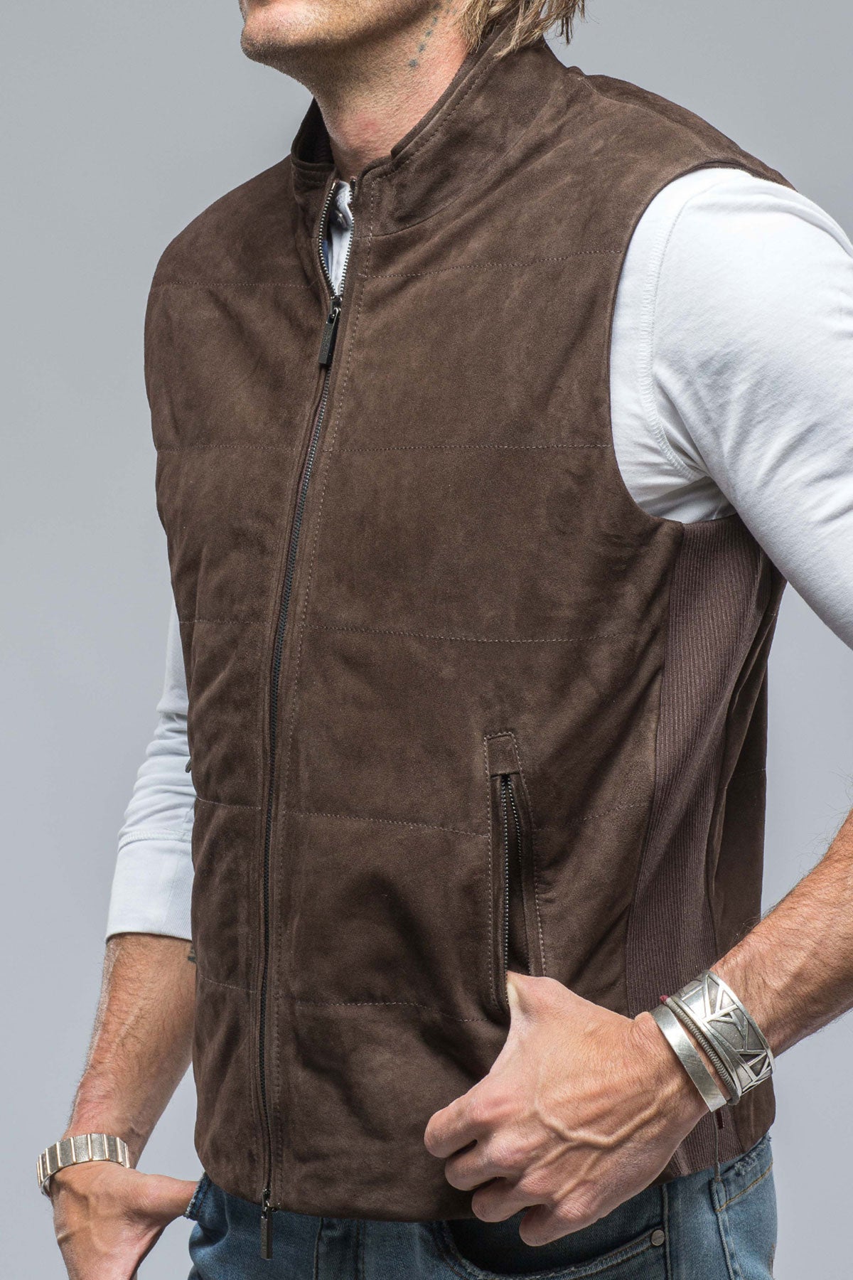 Rye Suede Vest In Chocolate