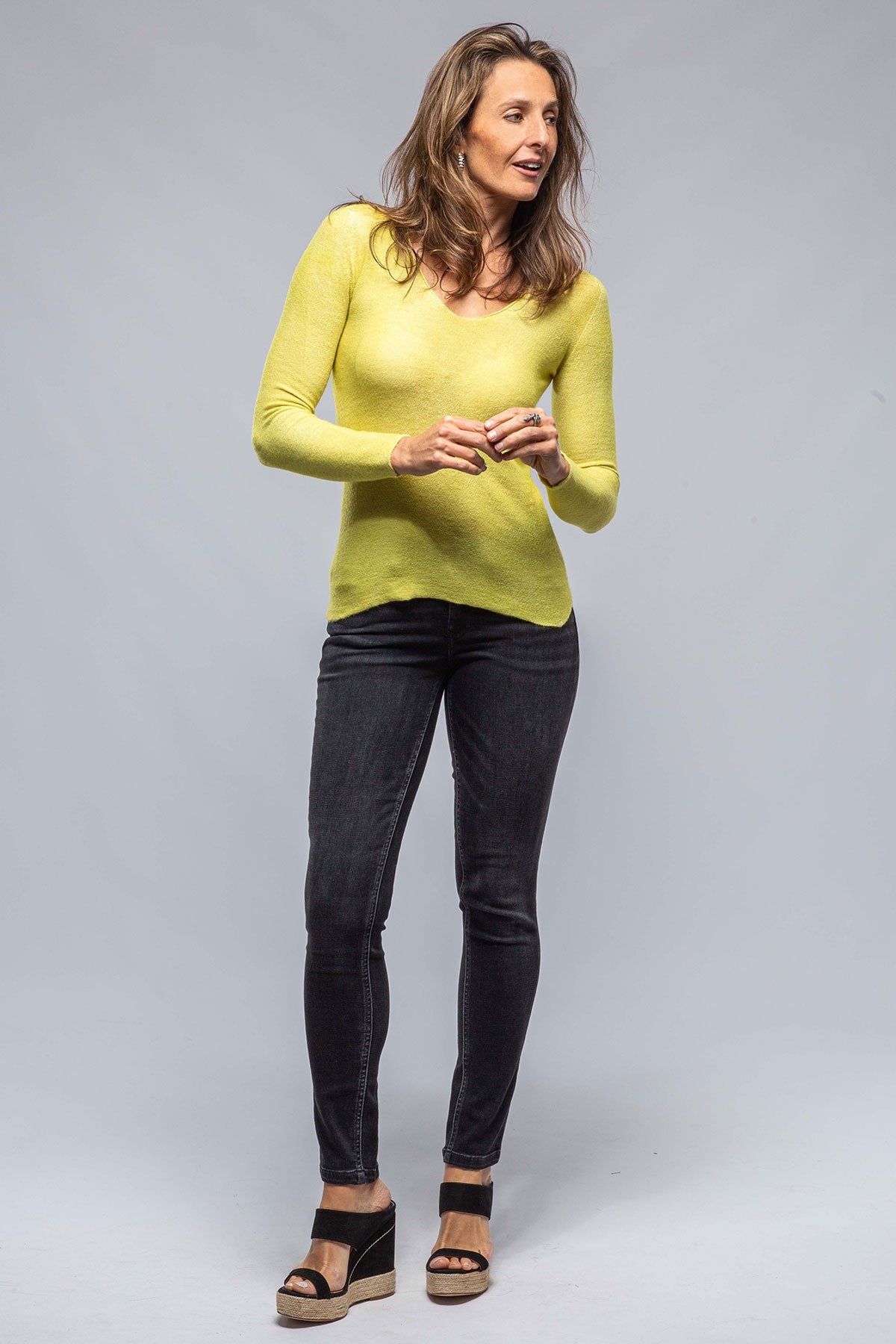 Sloan Soft V-Neck Pullover In Shaded Lichen | Ladies - Sweaters | Avant Toi