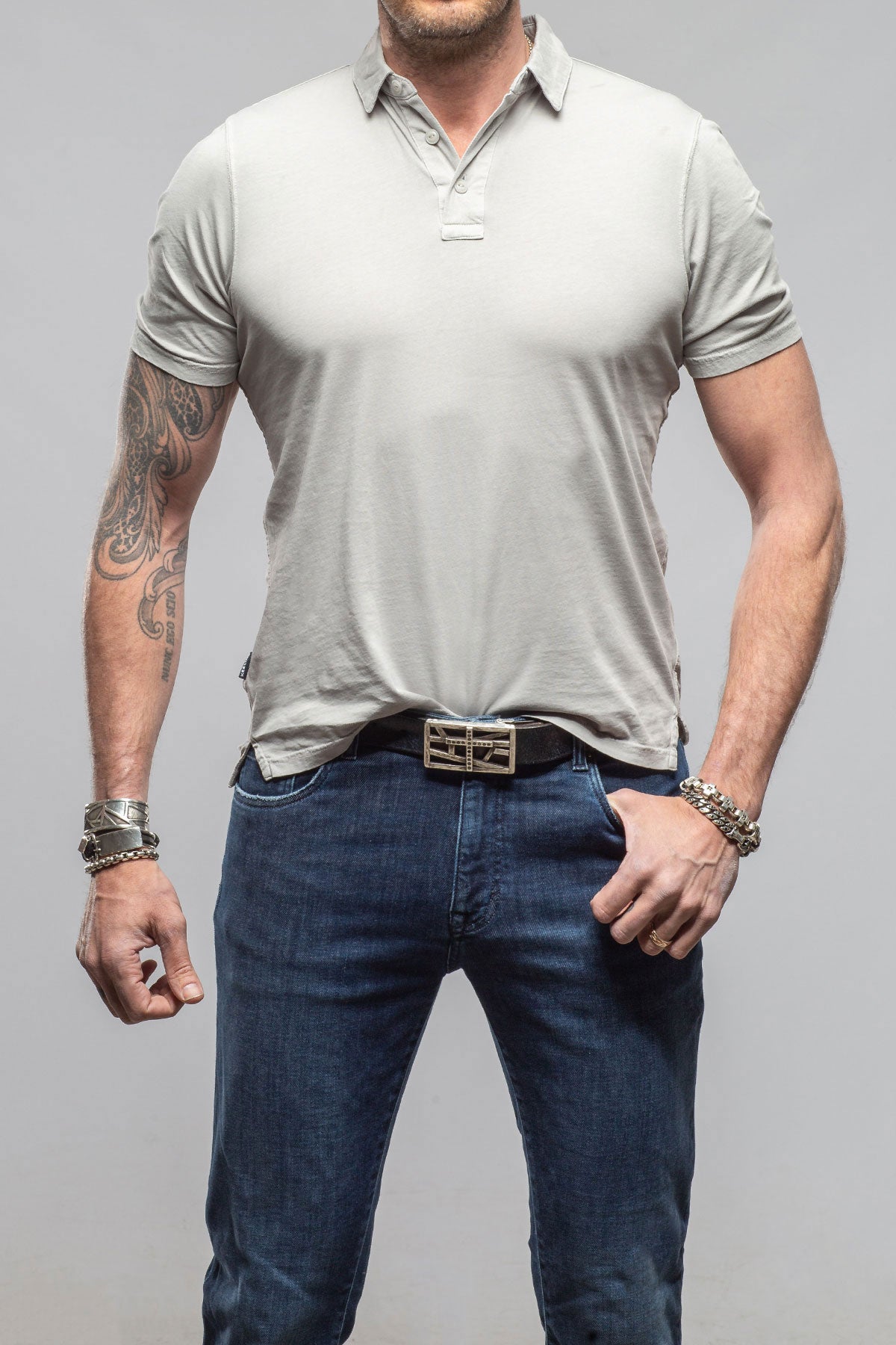 Tauranga Polo In Greige | Mens - Shirts - Polos | Keeling