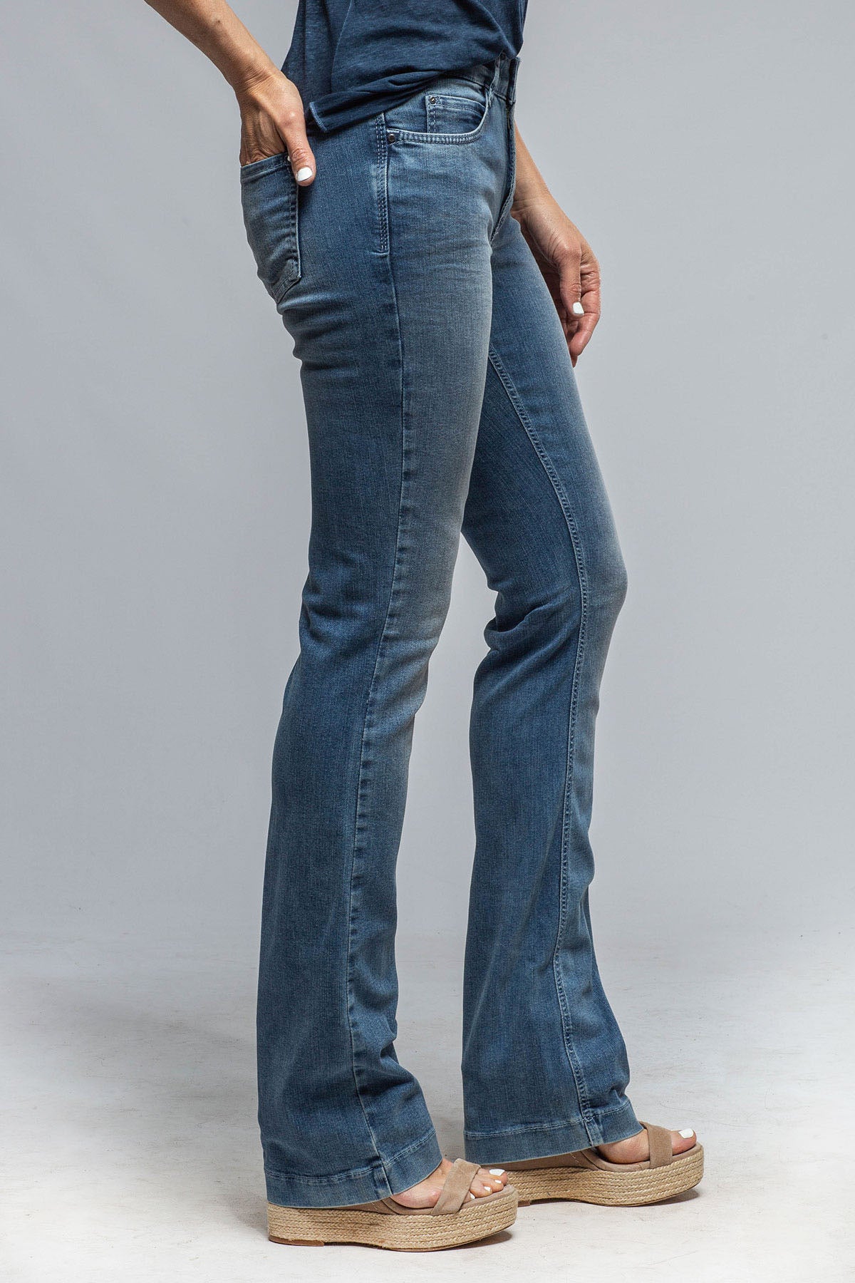 Mac Jeans MAC Dream Boot In Authentic Summer Ladies - Pants - Jeans