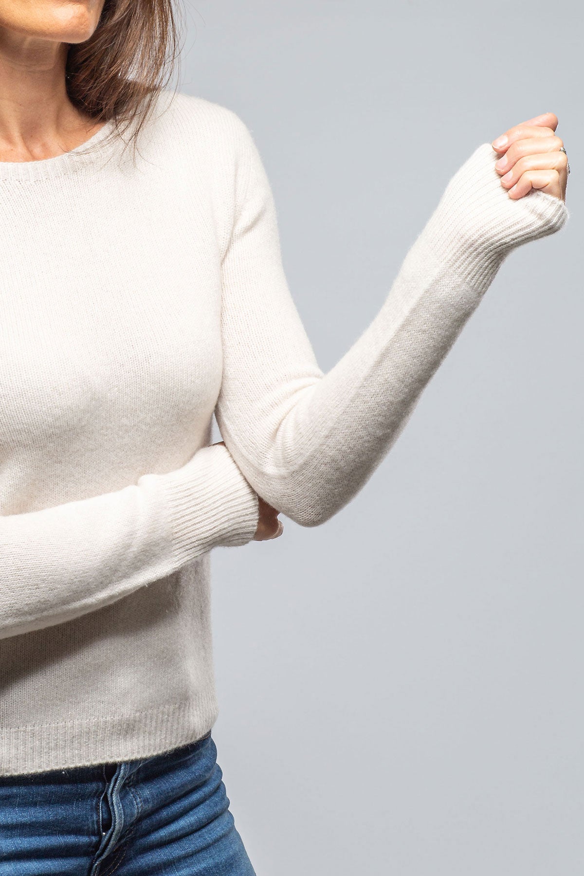 Cara Scoop Neck Cashmere Sweater In Stucco | Ladies - Sweaters | Axels