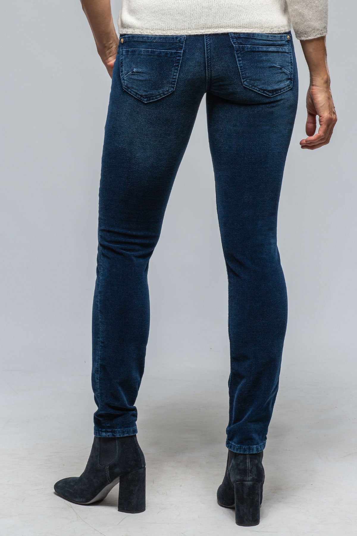 MAC Dream Slim Velvet in Denim Blue | Ladies - Pants | Mac Jeans