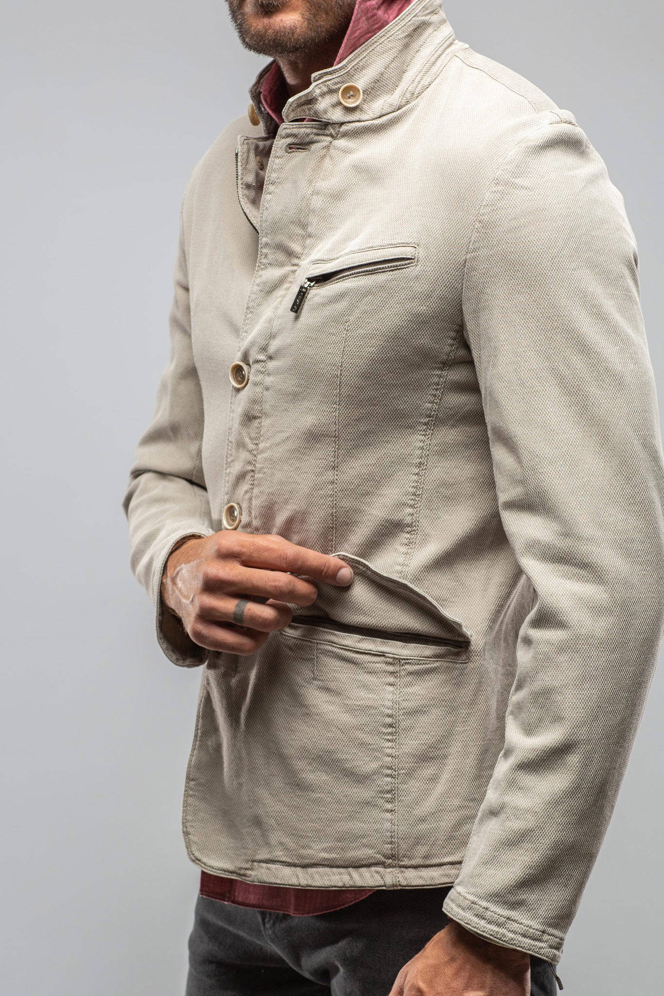 Lyndhurst Lightweight Jacket In Off White | Mens - Outerwear - Lightweight | Gimo's