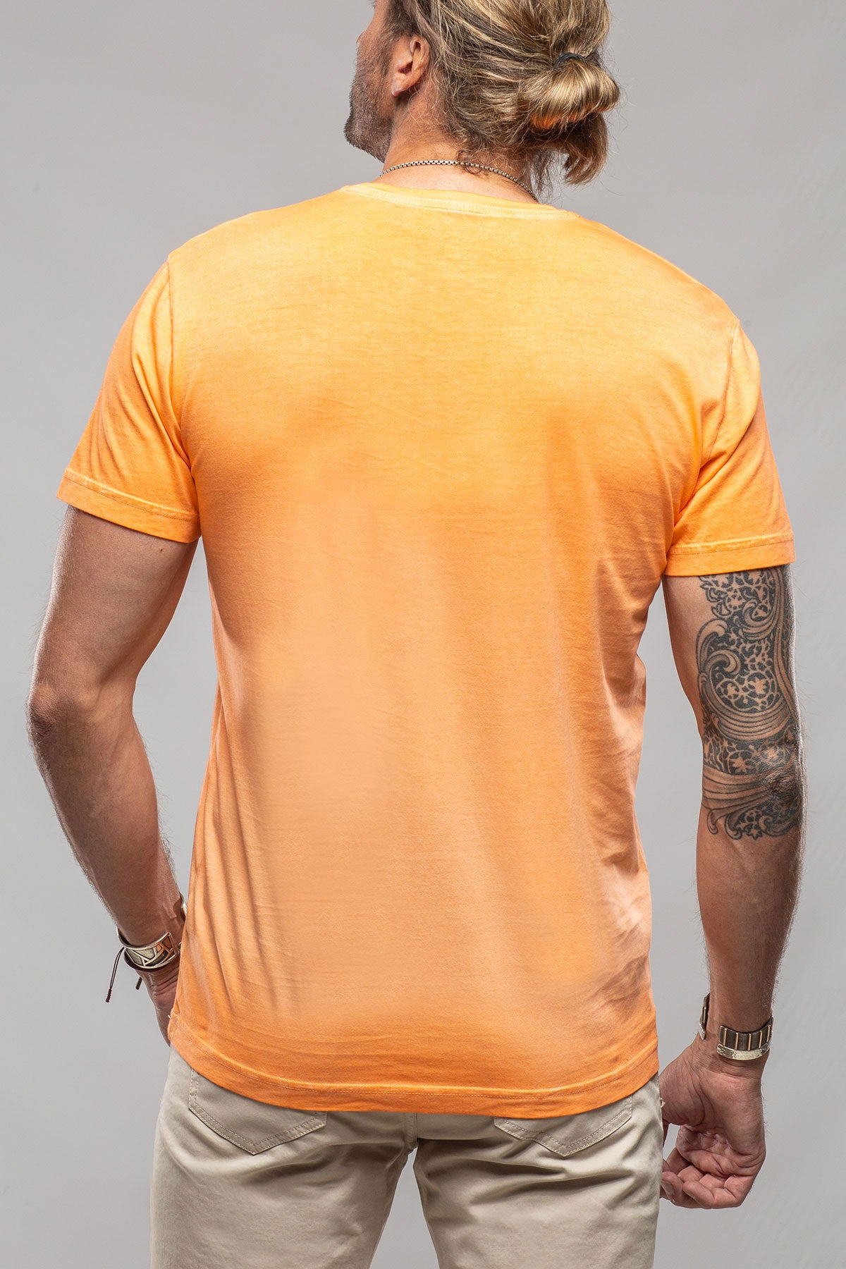 Siena Cotton V Neck In Orange | Mens - Shirts - T-Shirts | Georg Roth