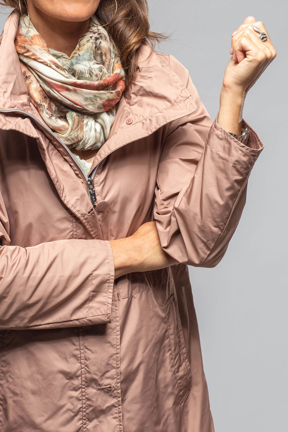 Kelly Lightweight Technical Jacket | Warehouse - Ladies - Outerwear - Cloth | Gimo's