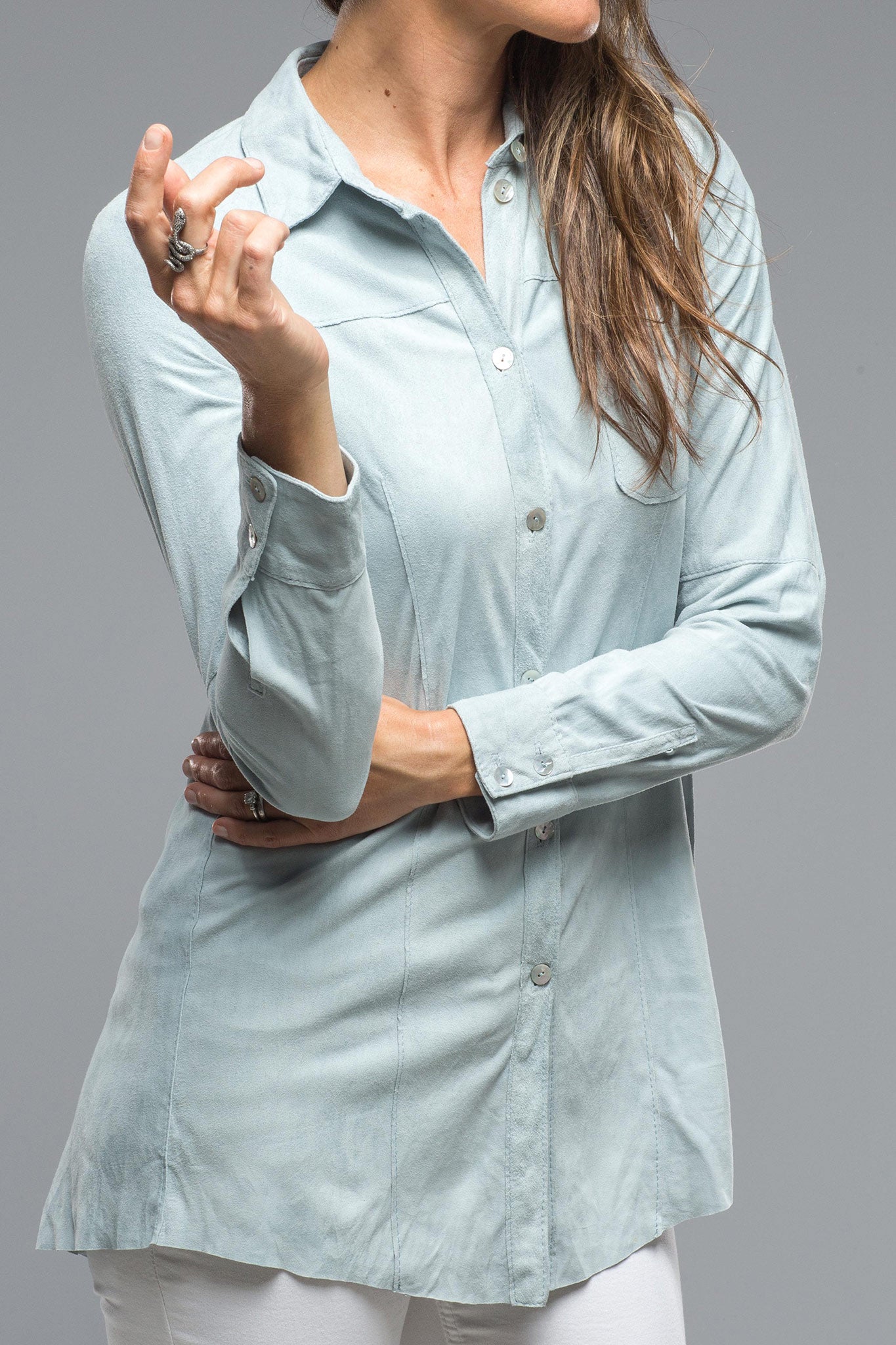 Olivia Long Suede Shirt w/ Pleated Back in Powder | Ladies - Outerwear - Leather | Artico