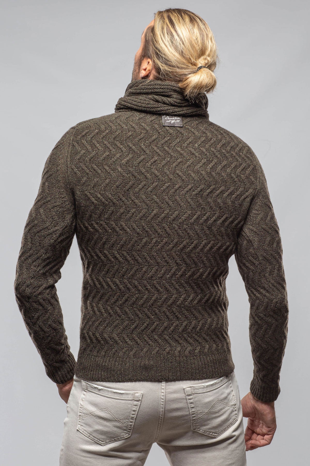 Robert Comstock | Jacob Cashmere Turtleneck In Moss | Mens - Sweaters