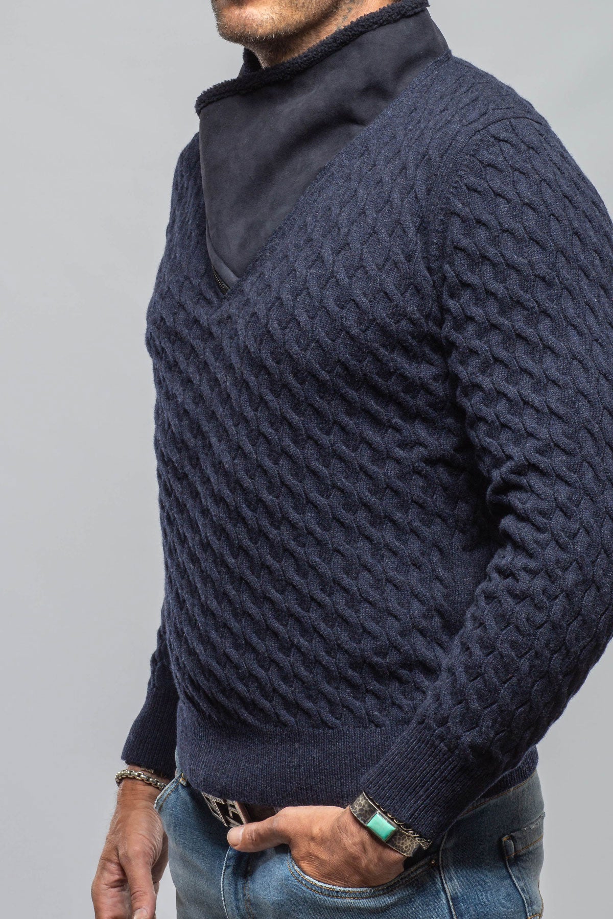 Robert Comstock | Timbers Cashmere Shearling Sweater In Navy | Mens - Sweaters