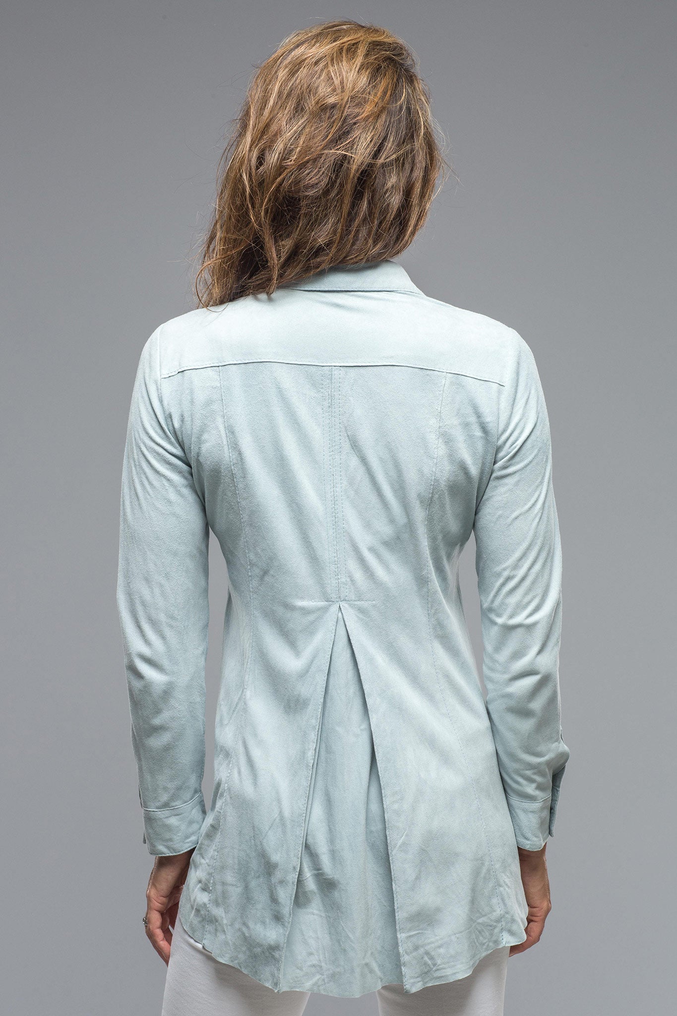 Olivia Long Suede Shirt w/ Pleated Back in Powder | Ladies - Outerwear - Leather | Artico