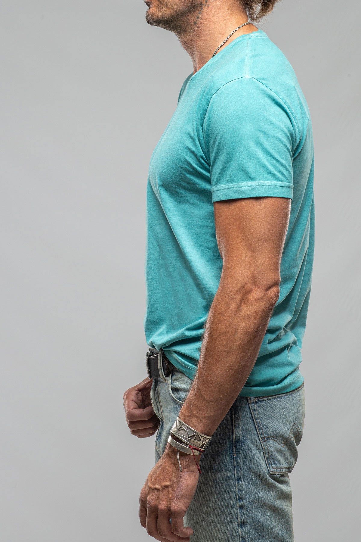 Siena Cotton V Neck In Mint | Mens - Shirts - T-Shirts | Georg Roth