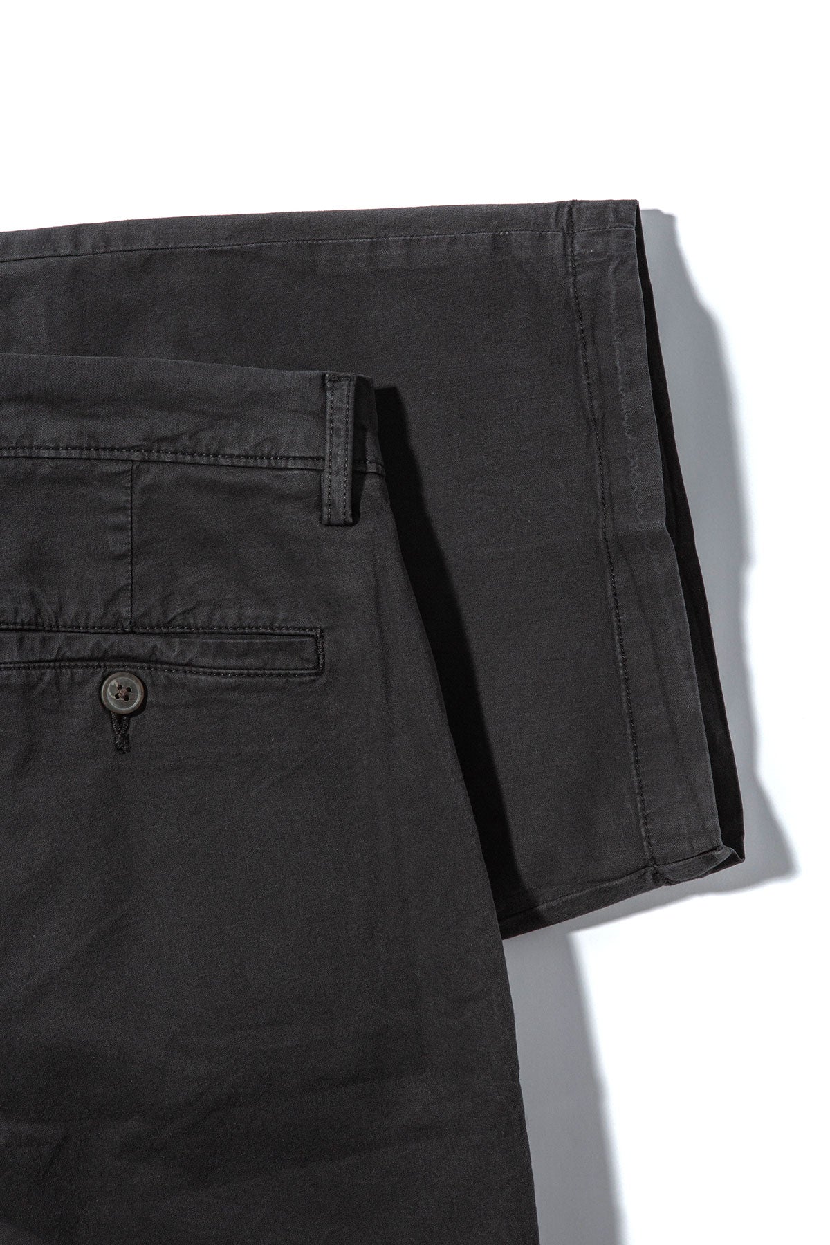 Rockport 9" Stretch Cotton Shorts in Off Black | Mens - Shorts | Georg Roth