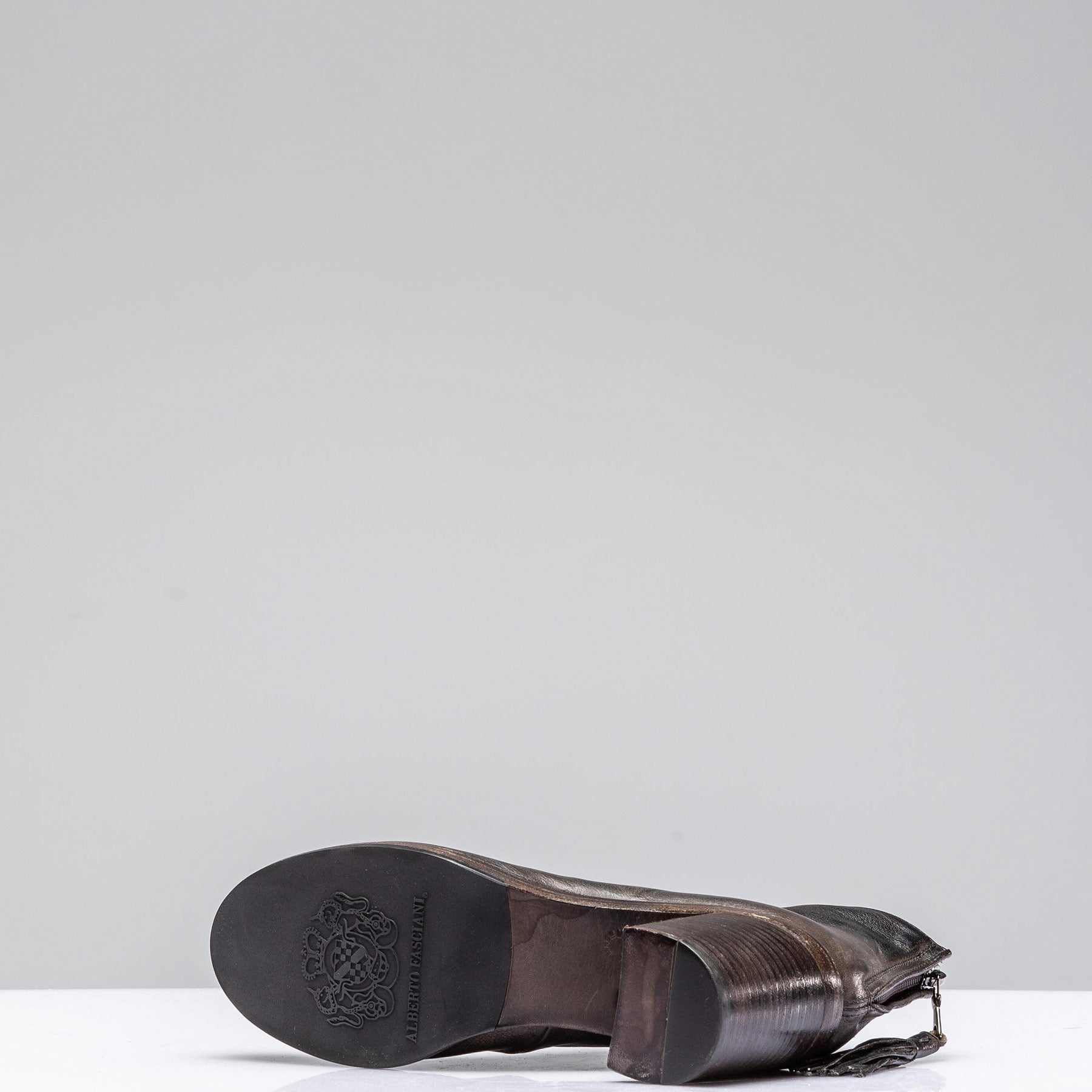 Bettina Short Boot In Grey