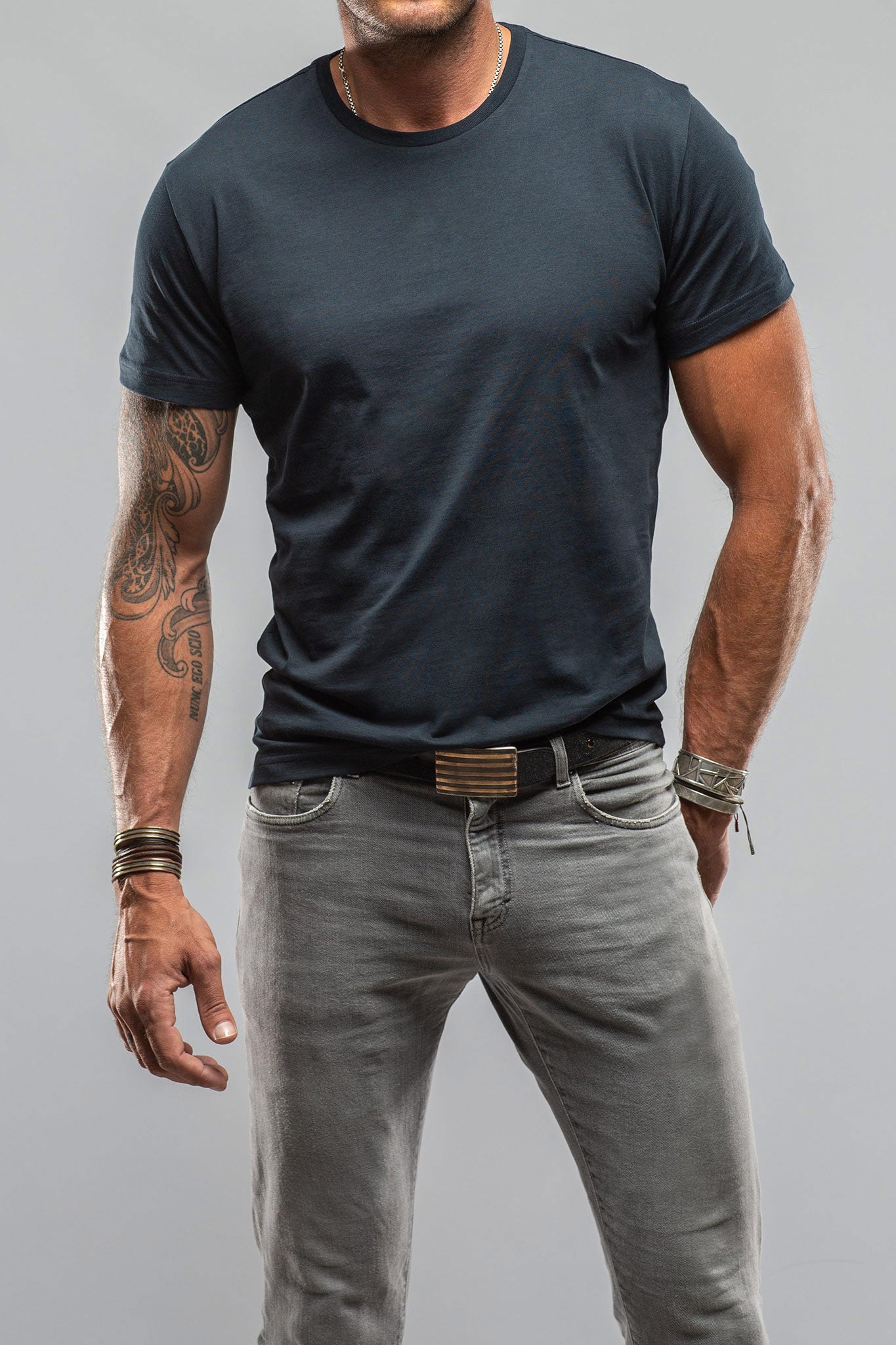 Pismo Cotton Tee In Navy | Mens - Shirts - T-Shirts | Georg Roth