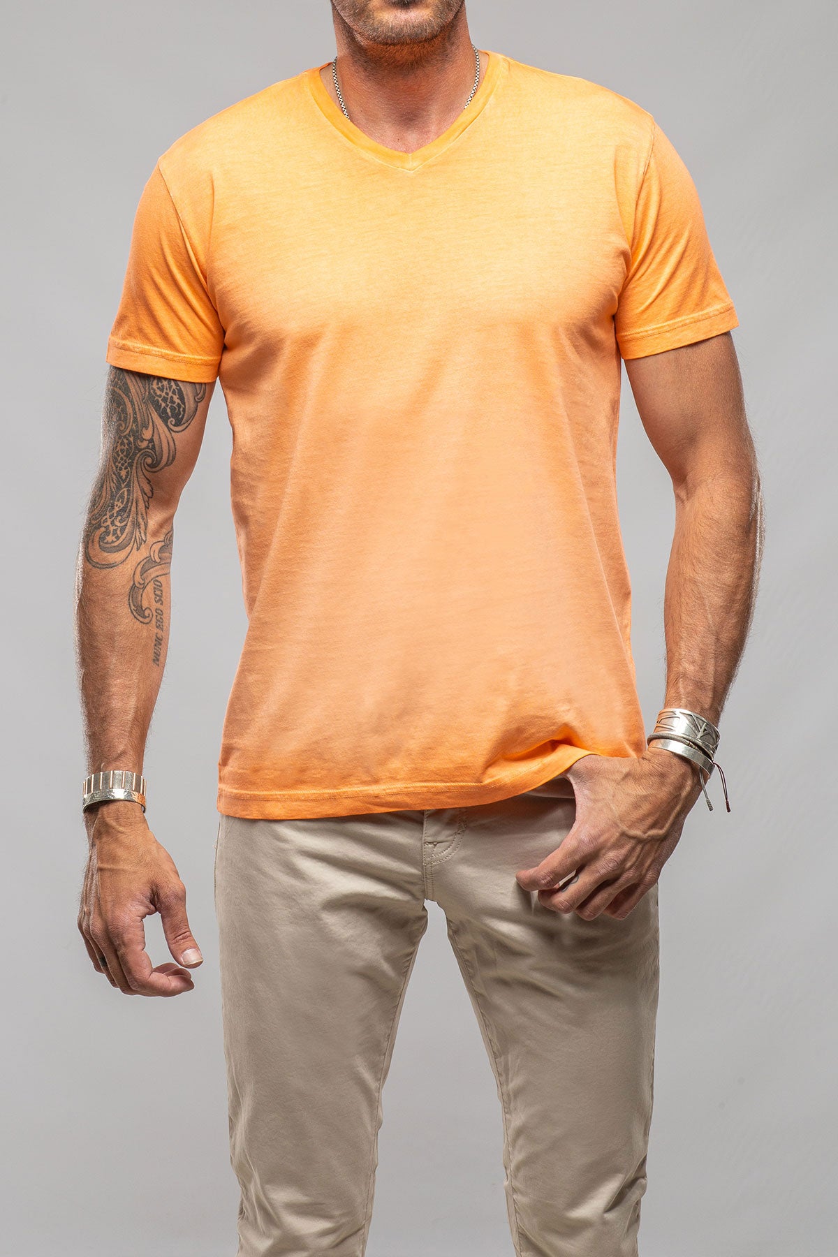 Siena Cotton V Neck In Orange | Mens - Shirts - T-Shirts | Georg Roth