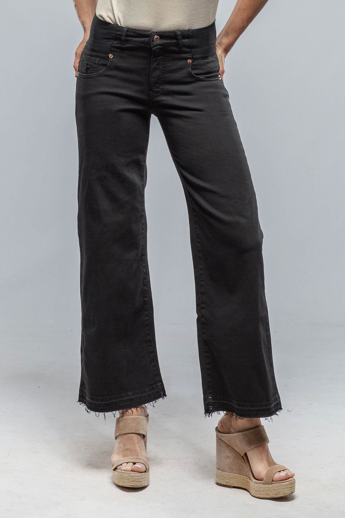 Elisa Open Hem Jean In Navy/Black | Ladies - Pants - Jeans | European Culture