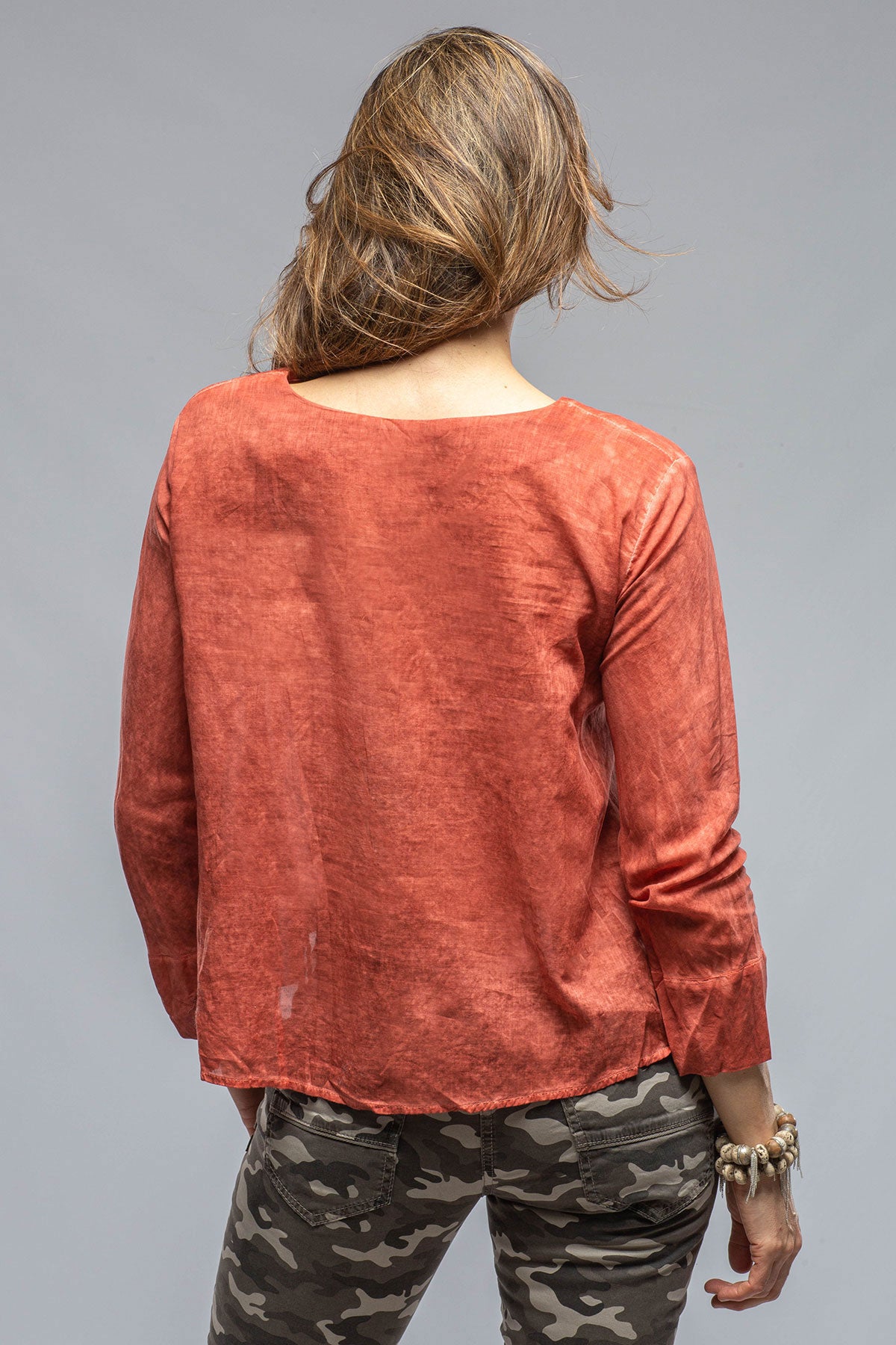 Oskars Top In Fire Brick | Ladies - Tops | Gilda Midani