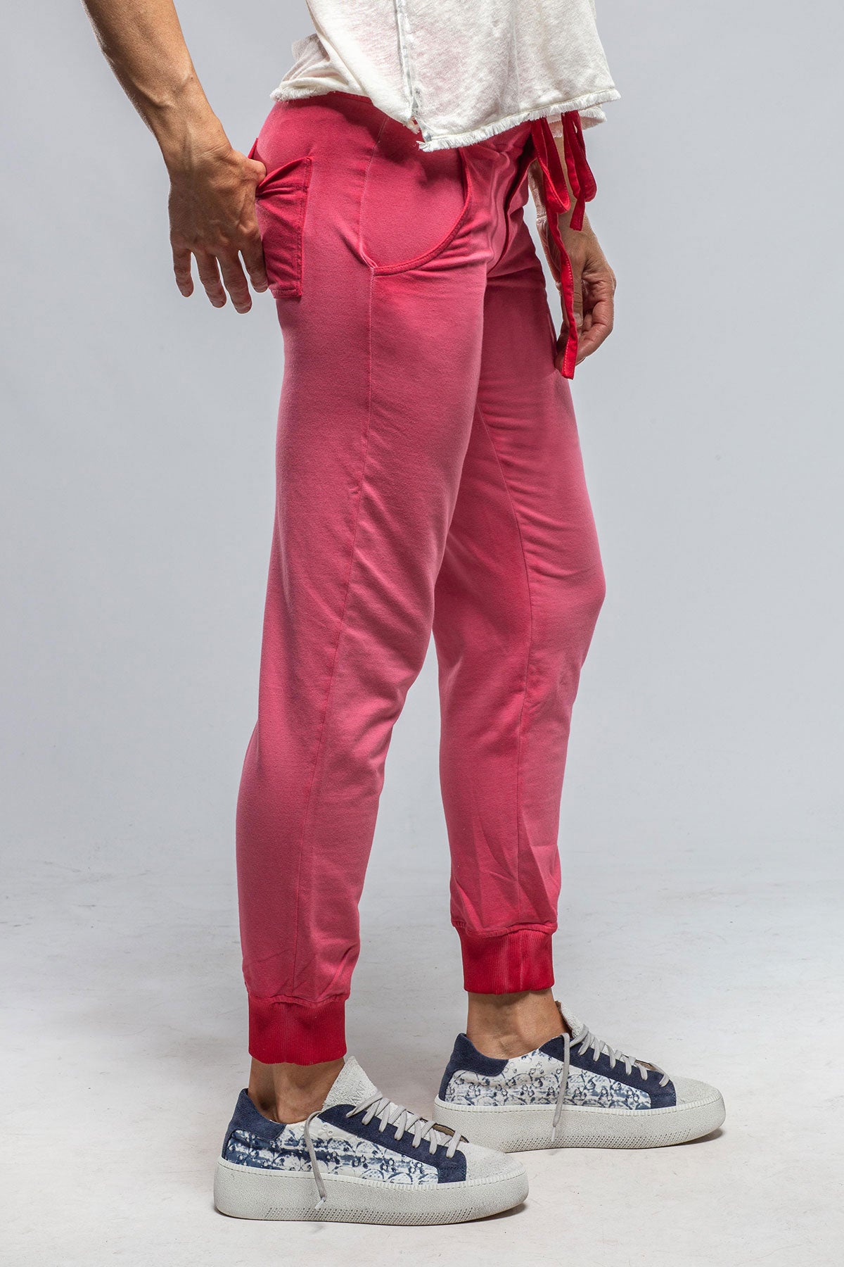 Mediterranean Jogger In Washed Coral | Ladies - Pants - Knit | Dune