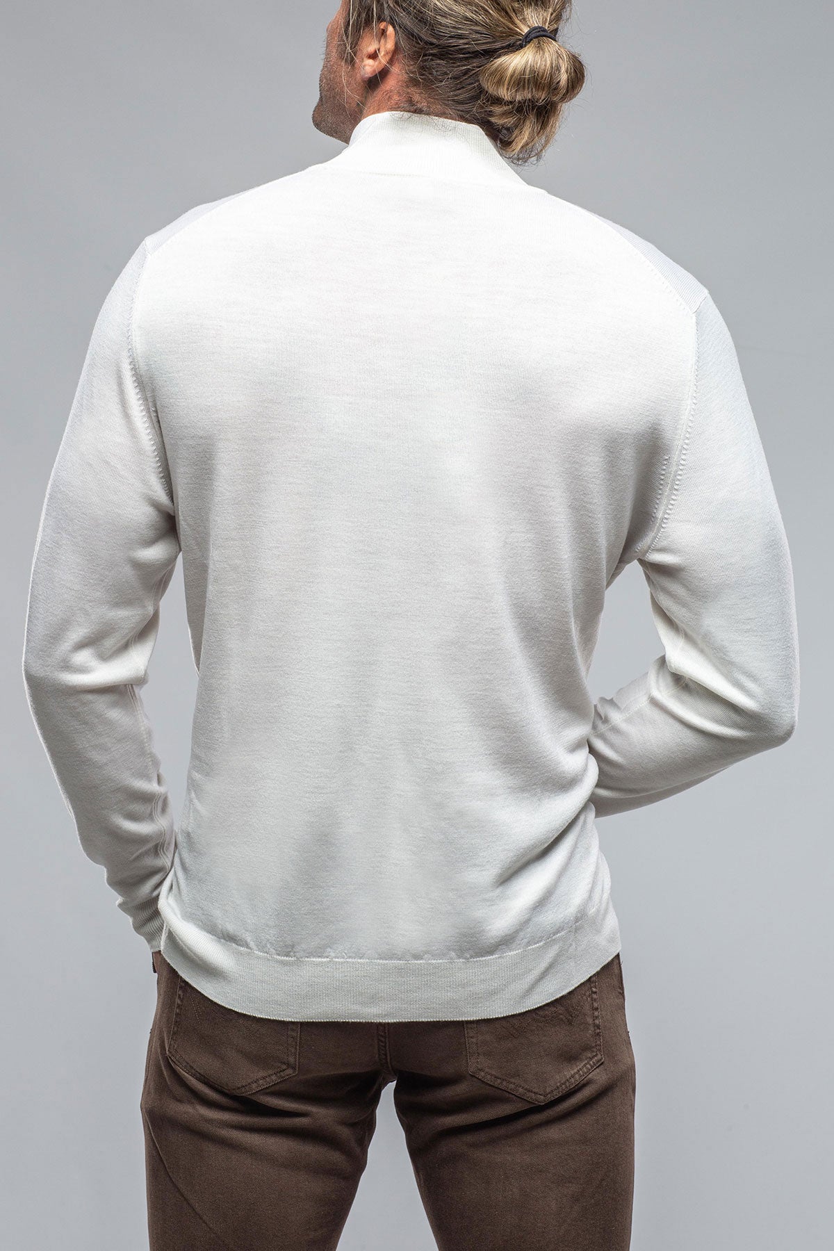Manzoni Merino Half Zip Sweater in Off White | Mens - Sweaters | Dune