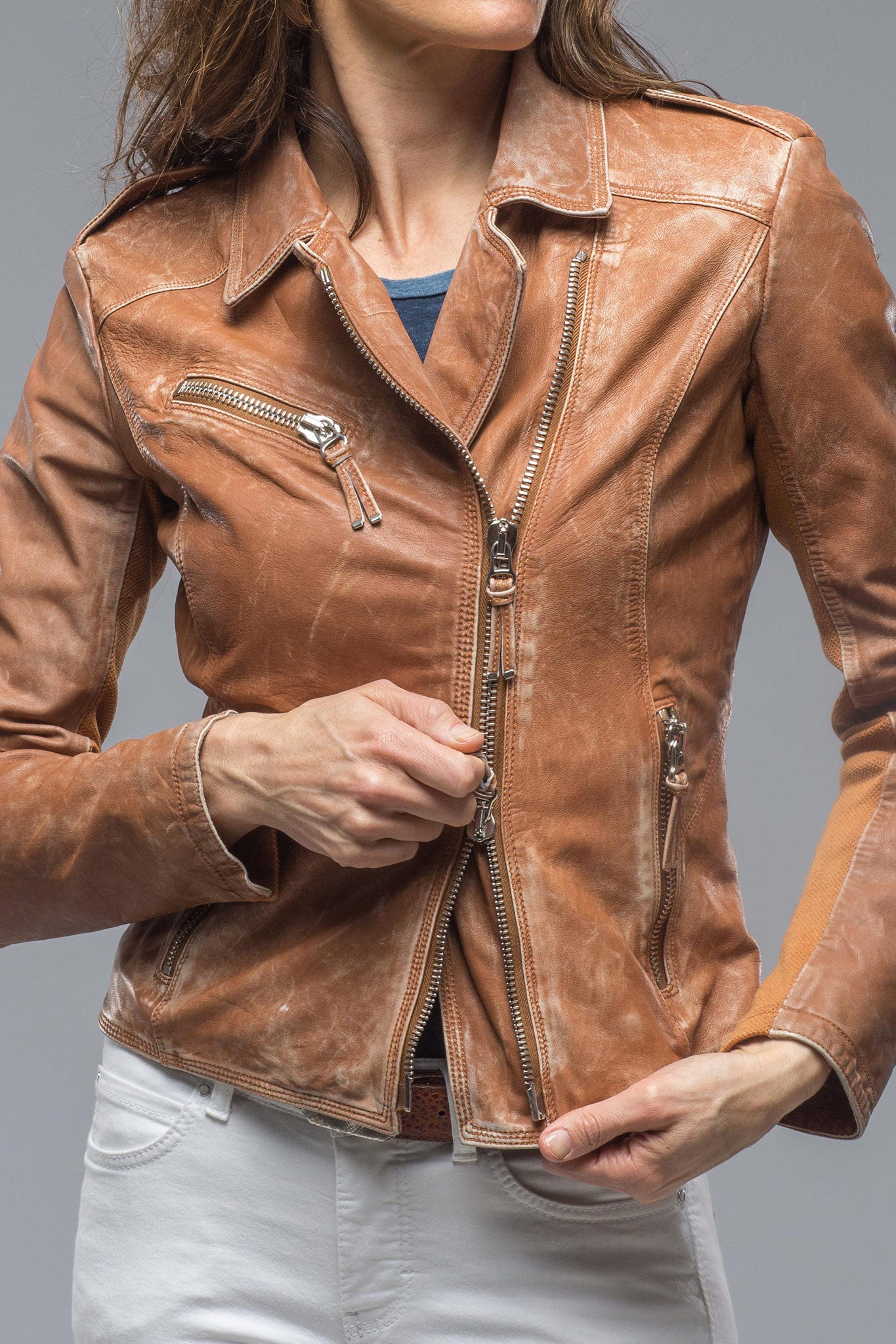 Tina Fitted Side Zip Moto | Ladies - Outerwear - Leather | Gimo's