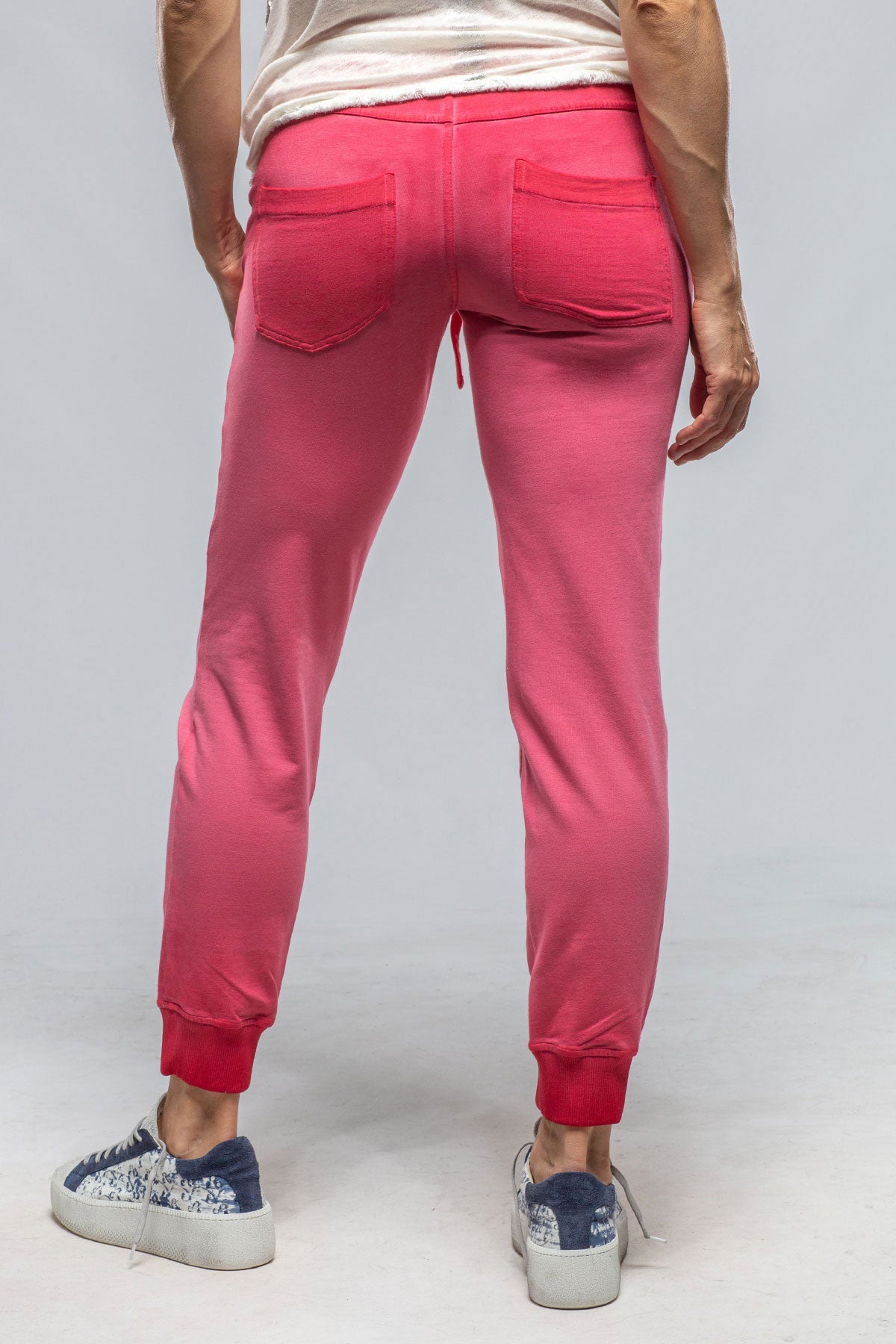 Mediterranean Jogger In Washed Coral | Ladies - Pants - Knit | Dune