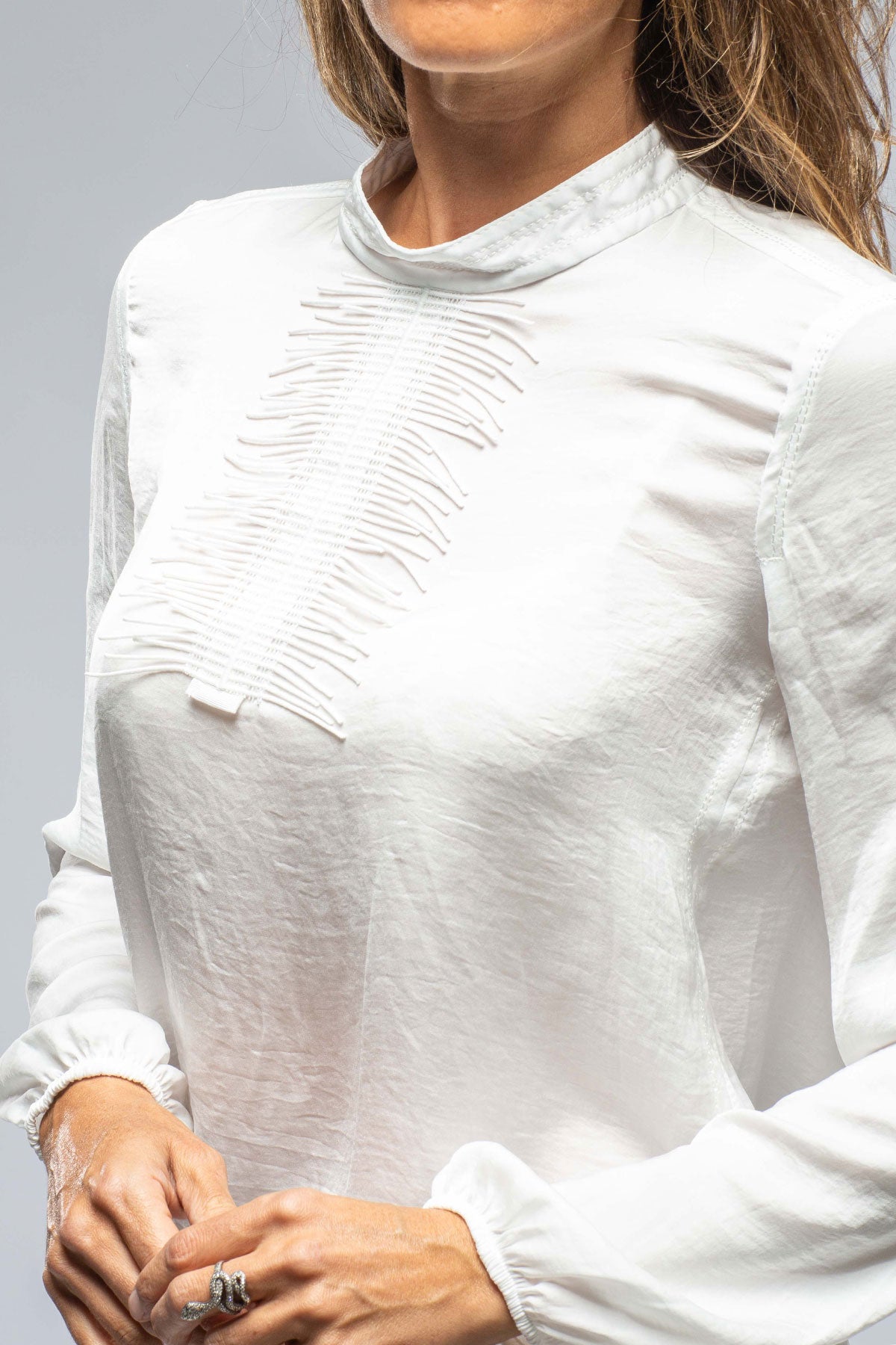 Mave Fringe Front Blouse In White | Ladies - Blouses | Beate Heymann