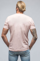 York Crew Neck in Pink | Mens - Shirts - T-Shirts | Gimo's Cotton