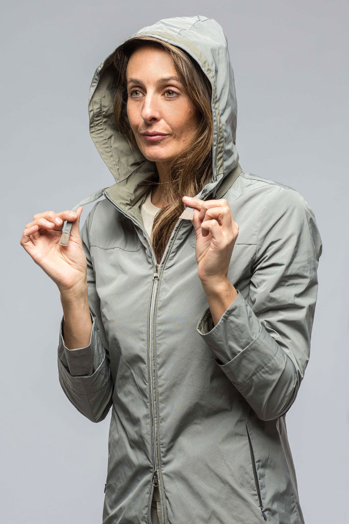 Jullie Water Rain Coat | Samples - Ladies - Outerwear - Cloth