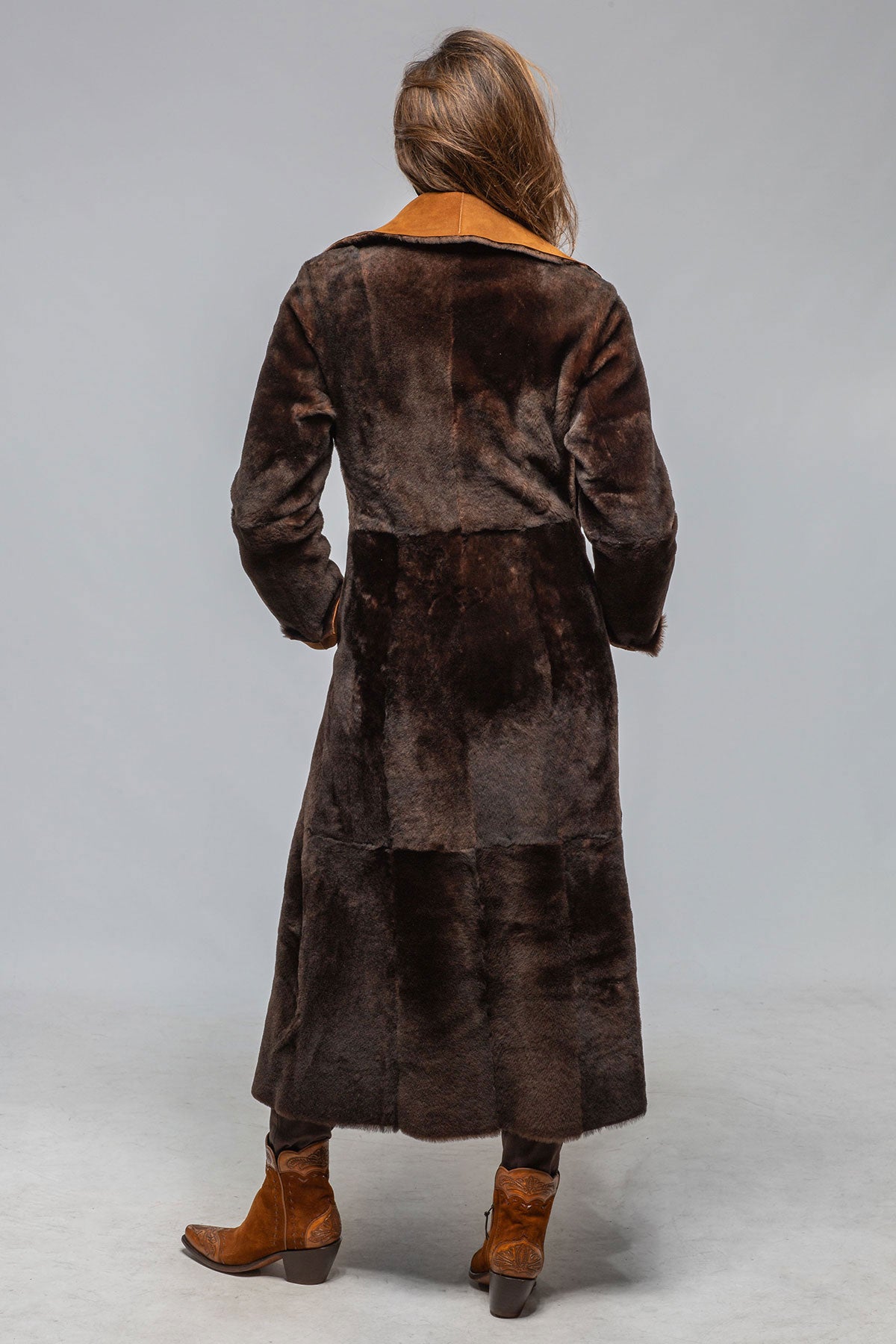 Mercedes Long Shearling In Cognac | Ladies - Outerwear - Shearling | Artico