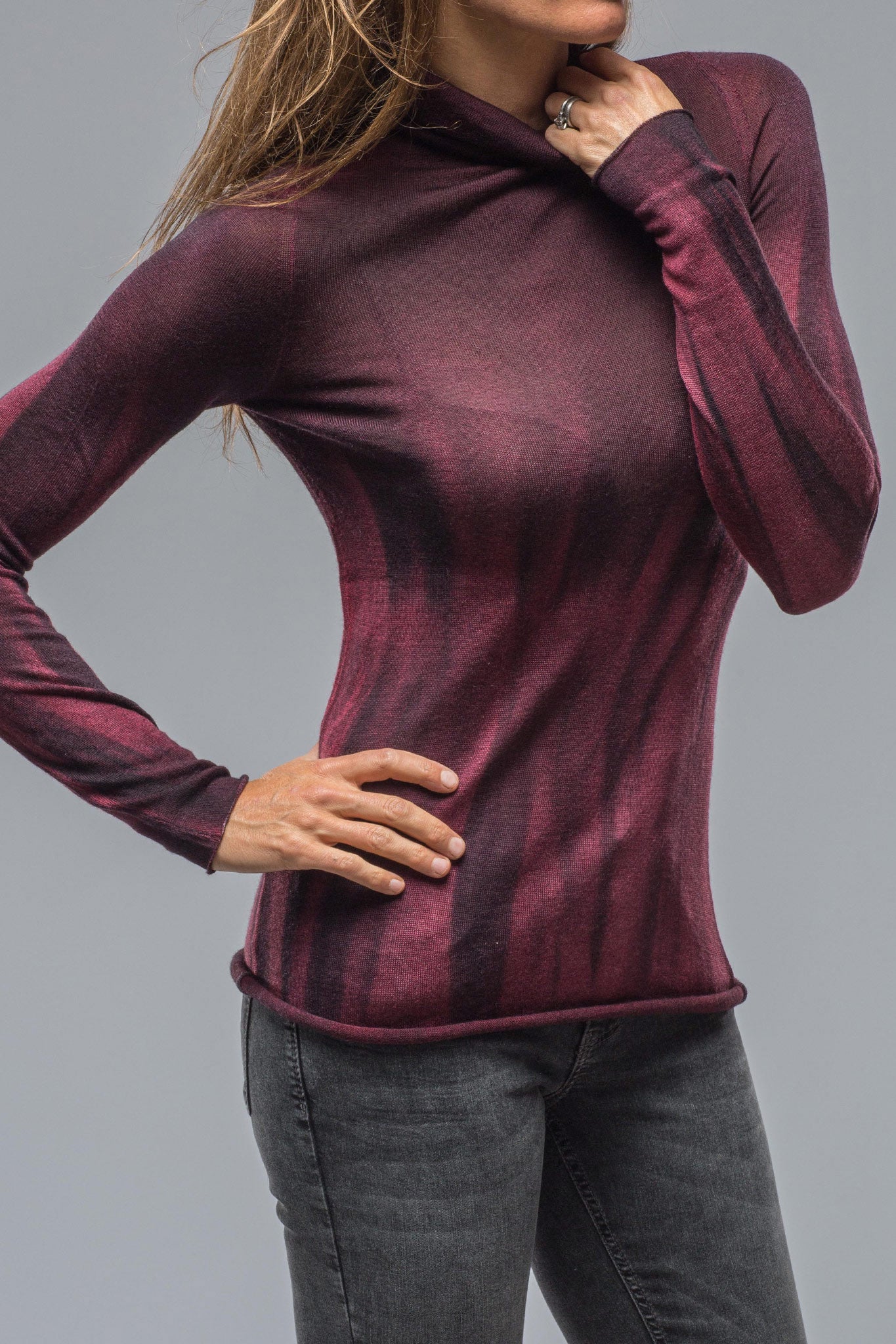 Prosaic Lightweight Silk Cashmere Turtleneck In Shaded Wine | Ladies - Sweaters | Avant Toi