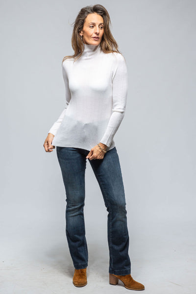 Amina Rubinacci Celia Ribbed T.Neck Top In White Ladies - Sweaters
