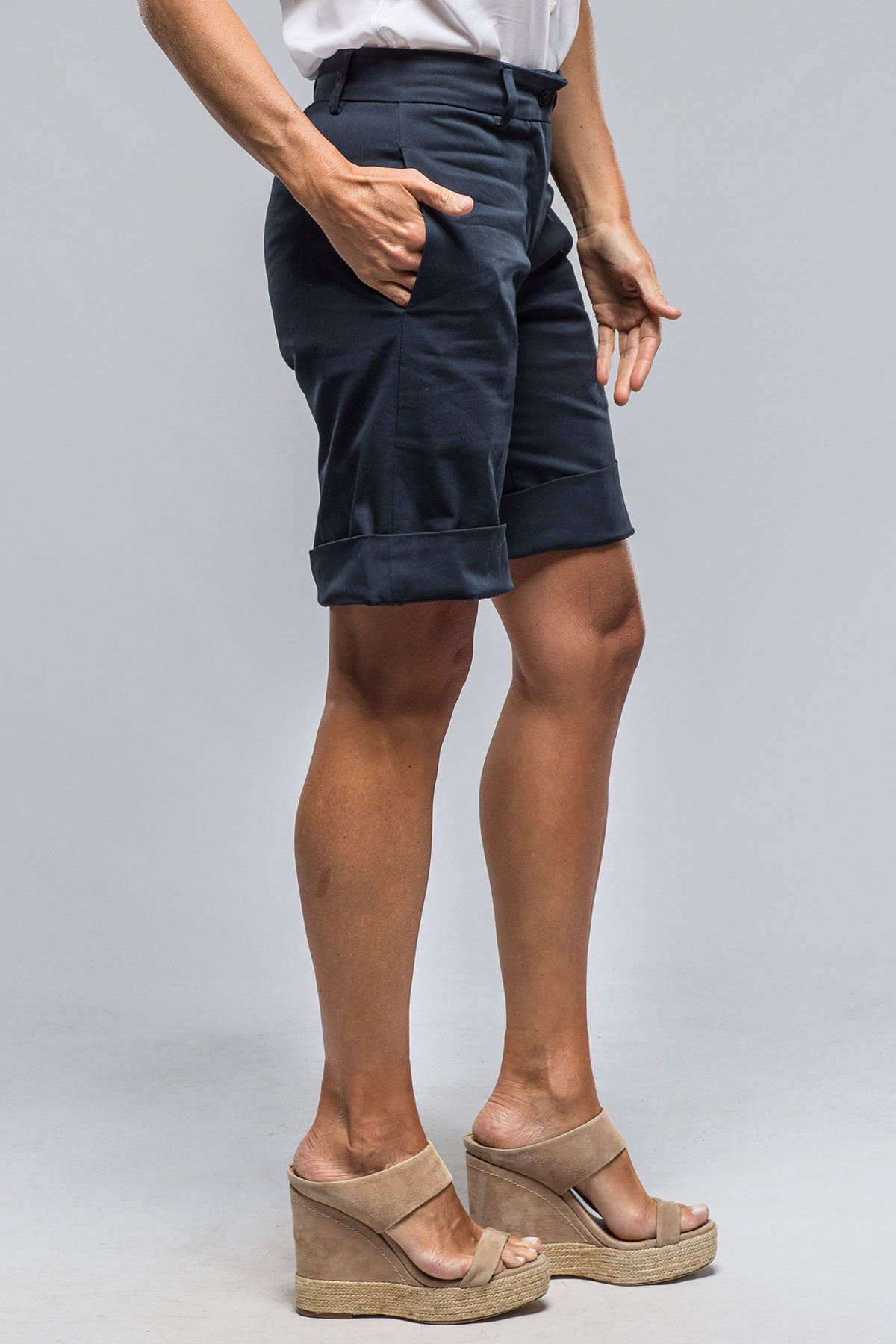 Amina Rubinacci Gelato Long Shorts In Navy Ladies - Shorts