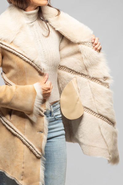 Amaya Shearling In Vintage Palomino | Ladies - Outerwear - Shearling | Artico
