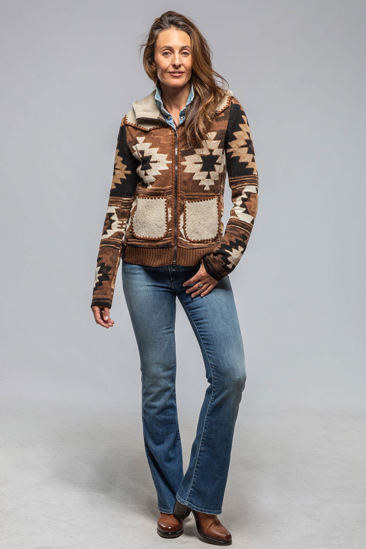 Artico Atzi Short Hooded Jacket Ladies - Outerwear - Shearling