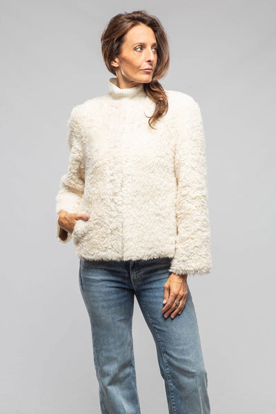 Pinto Reversible Eco Shearling In Honey Cream | Ladies - Outerwear - Shearling | Artico