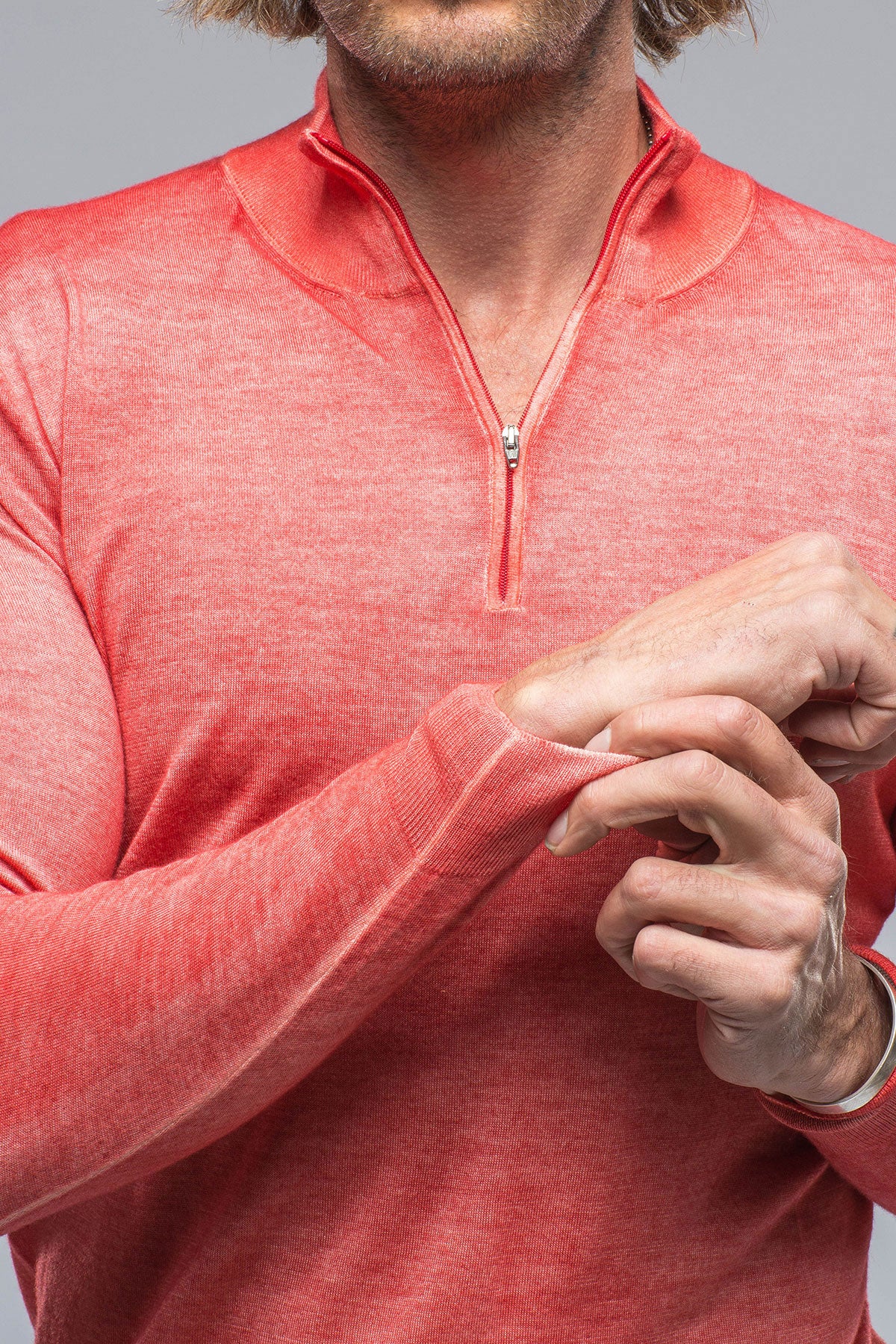 Queniin Cashmere Quarter Zip In Blood Orange