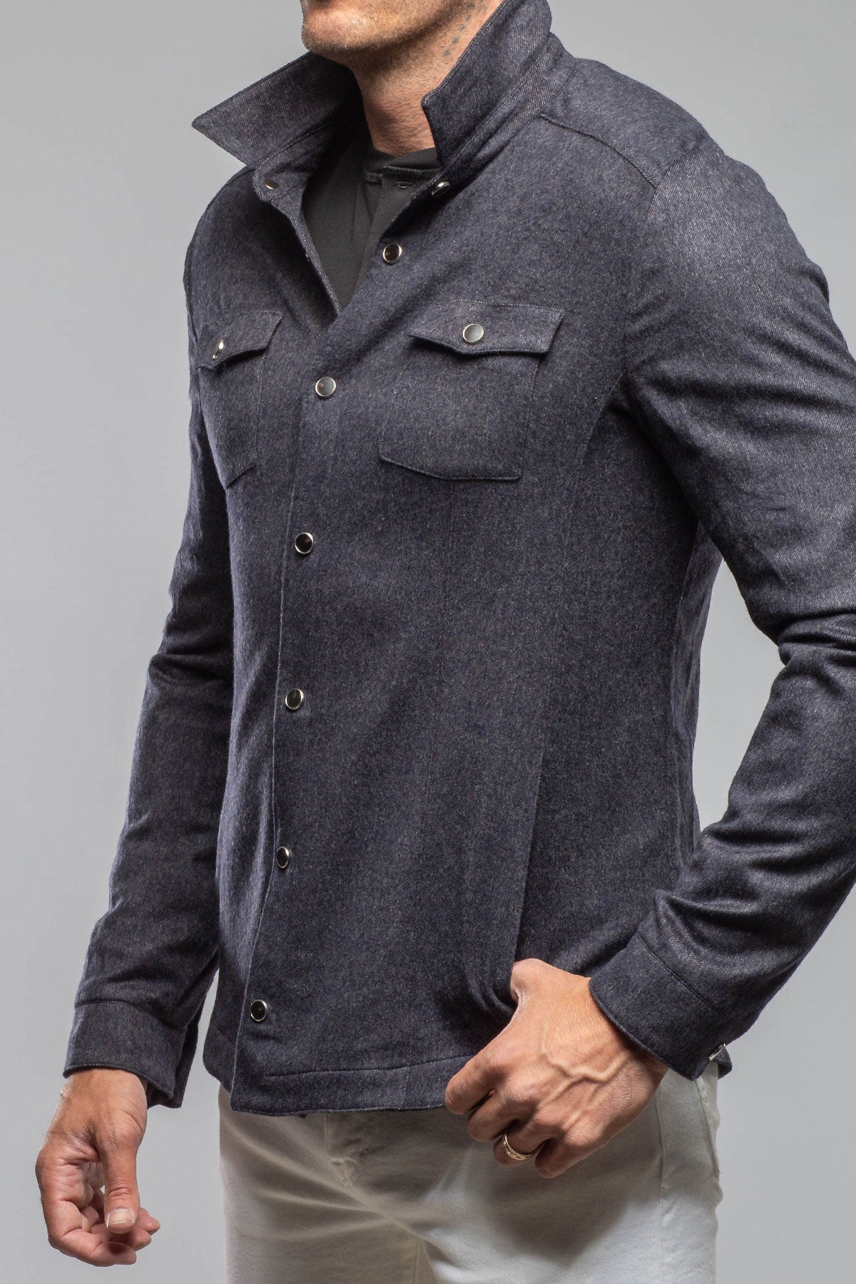 Axel's Florence Collection | Ashford Lux Cashmere Silk Snap Shirt In Blue | Mens - Outerwear - Overshirts 