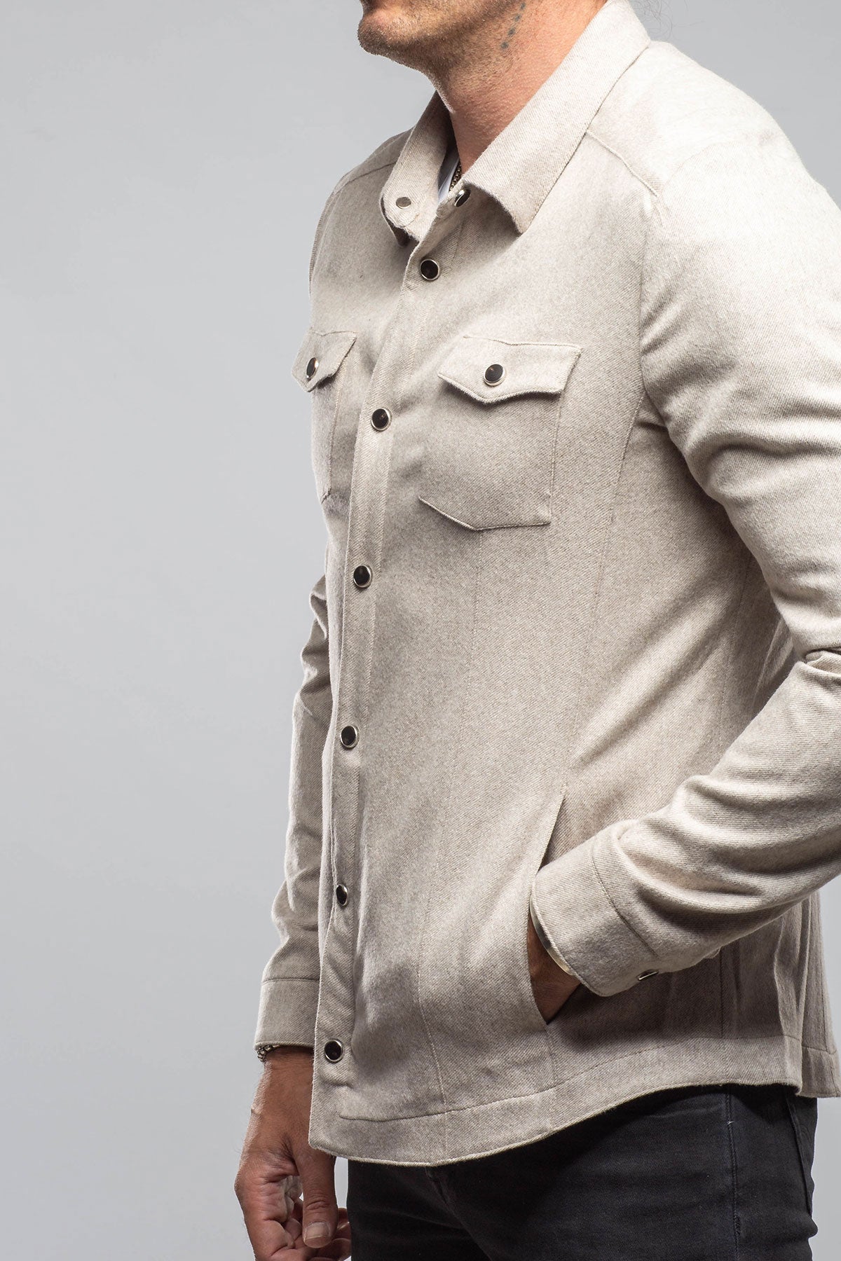 Axel's Florence Collection | Ashford Lux Cashmere Silk Snap Shirt In Taupe | Mens - Outerwear - Overshirts 